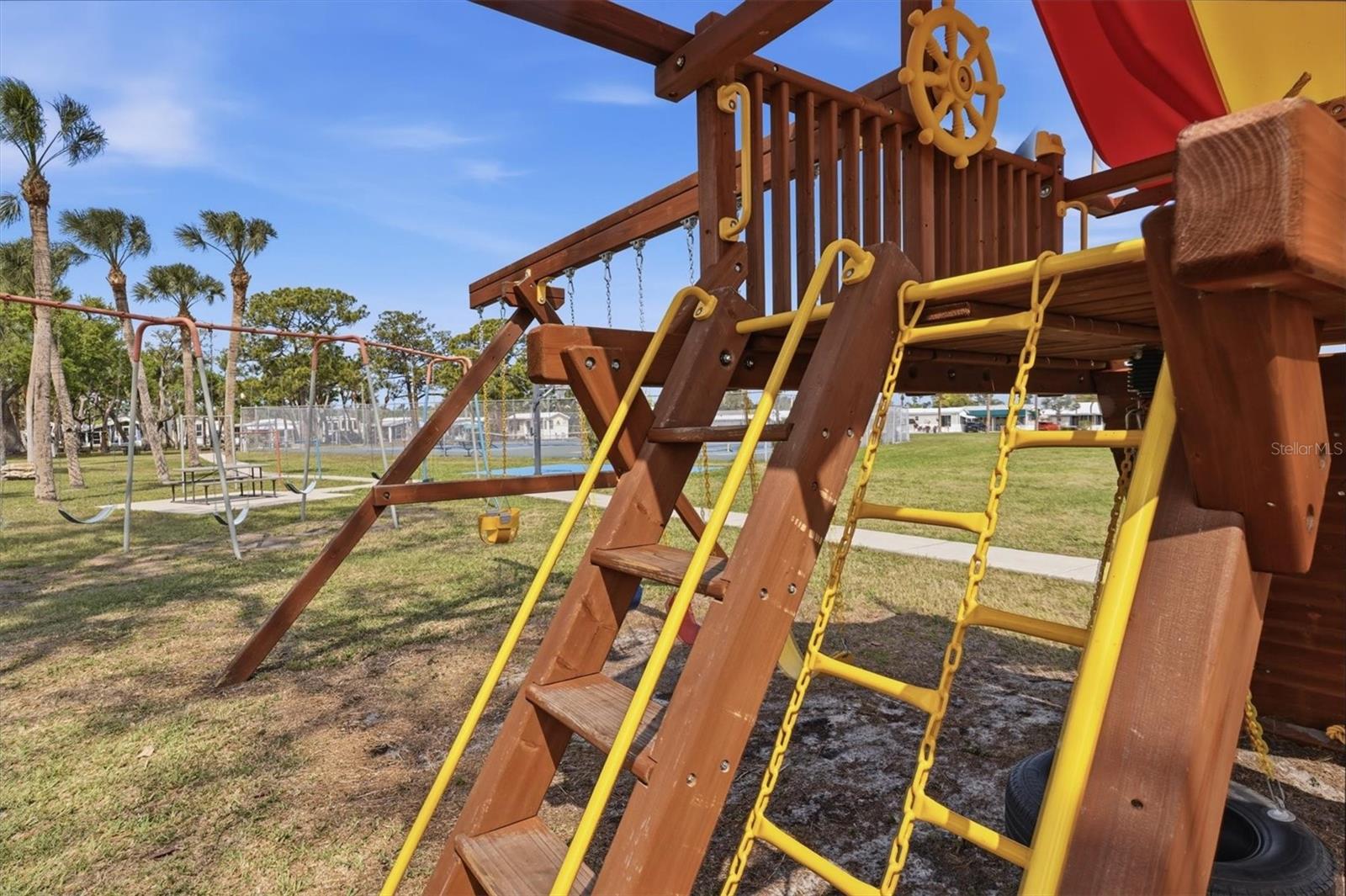 SARASOTA LAKES RV RESORT - Residential