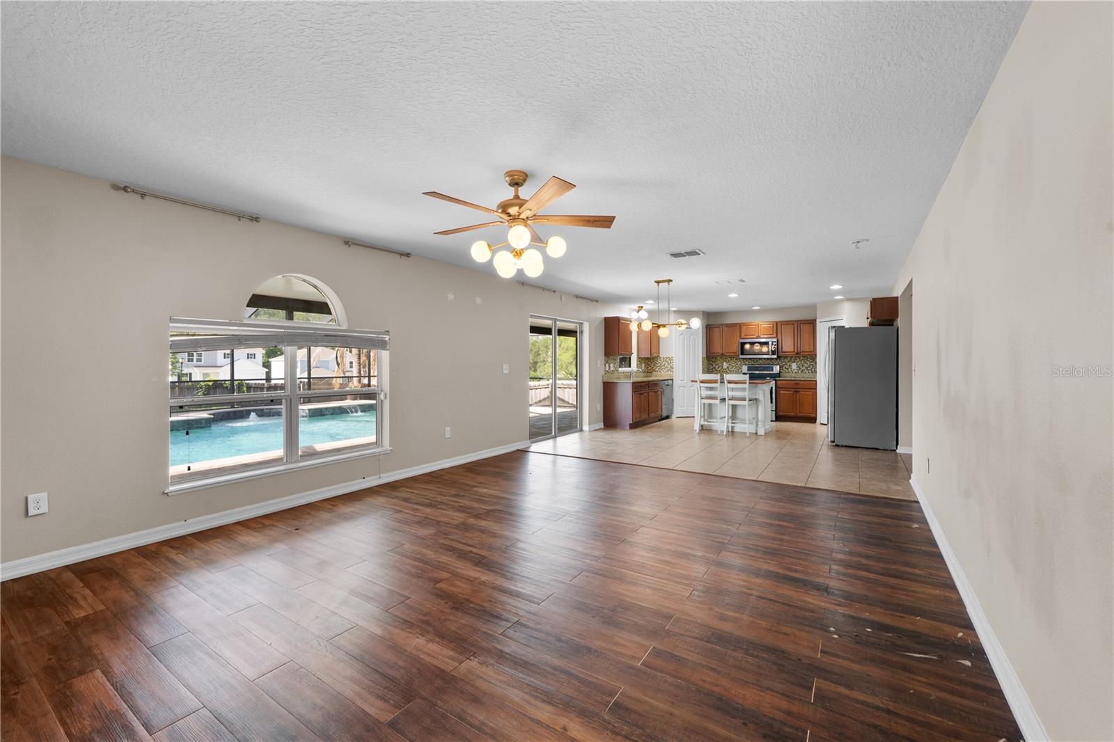 BAYWOOD PH 1B - Residential