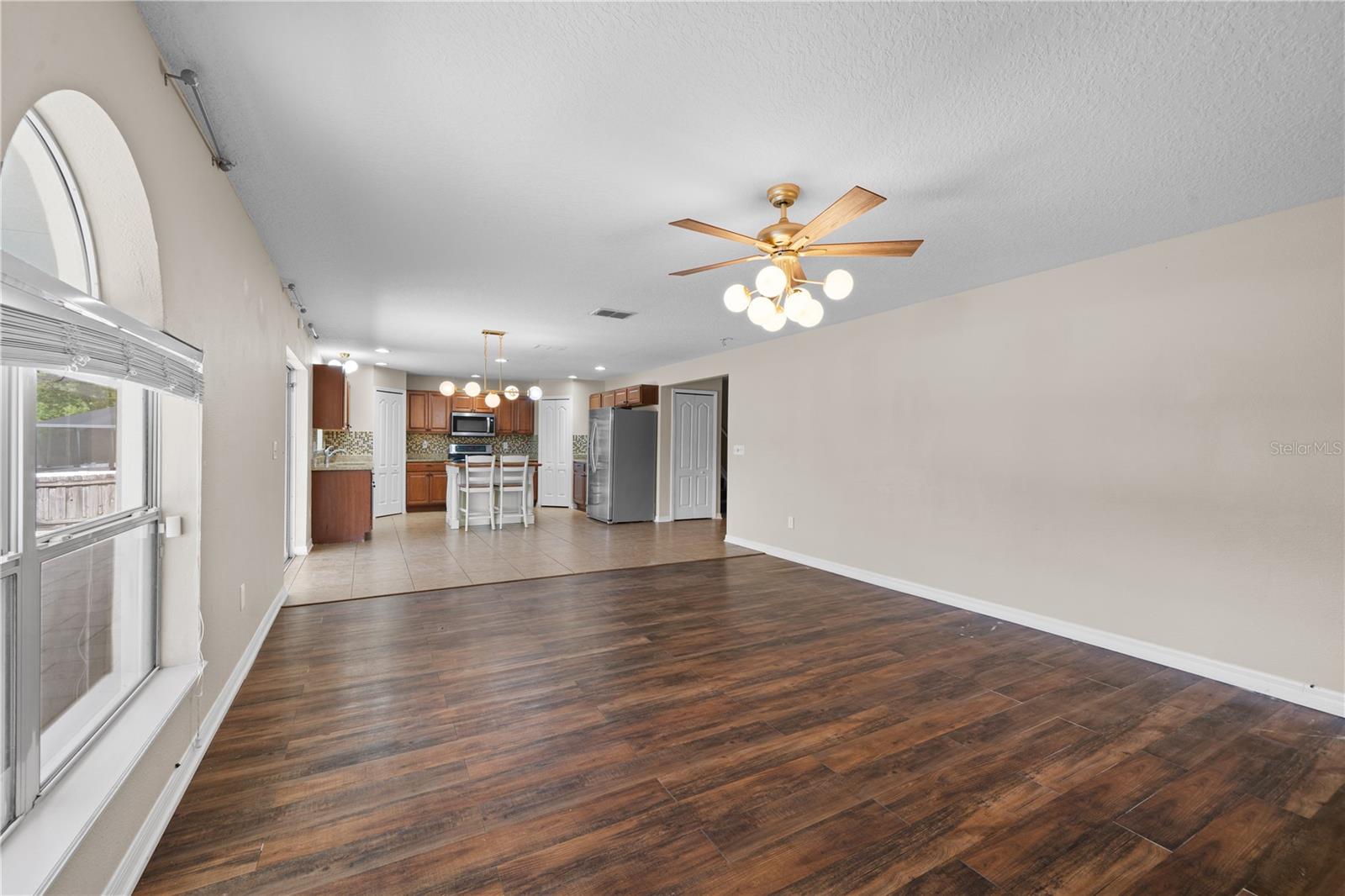 BAYWOOD PH 1B - Residential