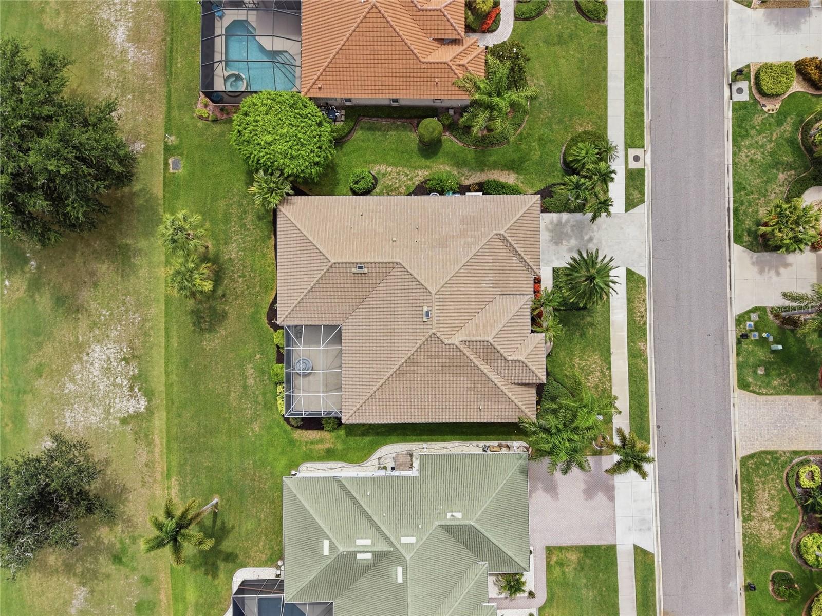 PELICAN POINTE GOLF & COUNTRY CLUB - Residential