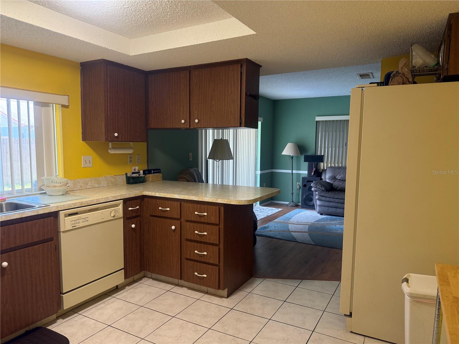 BEACON SQUARE - Residential