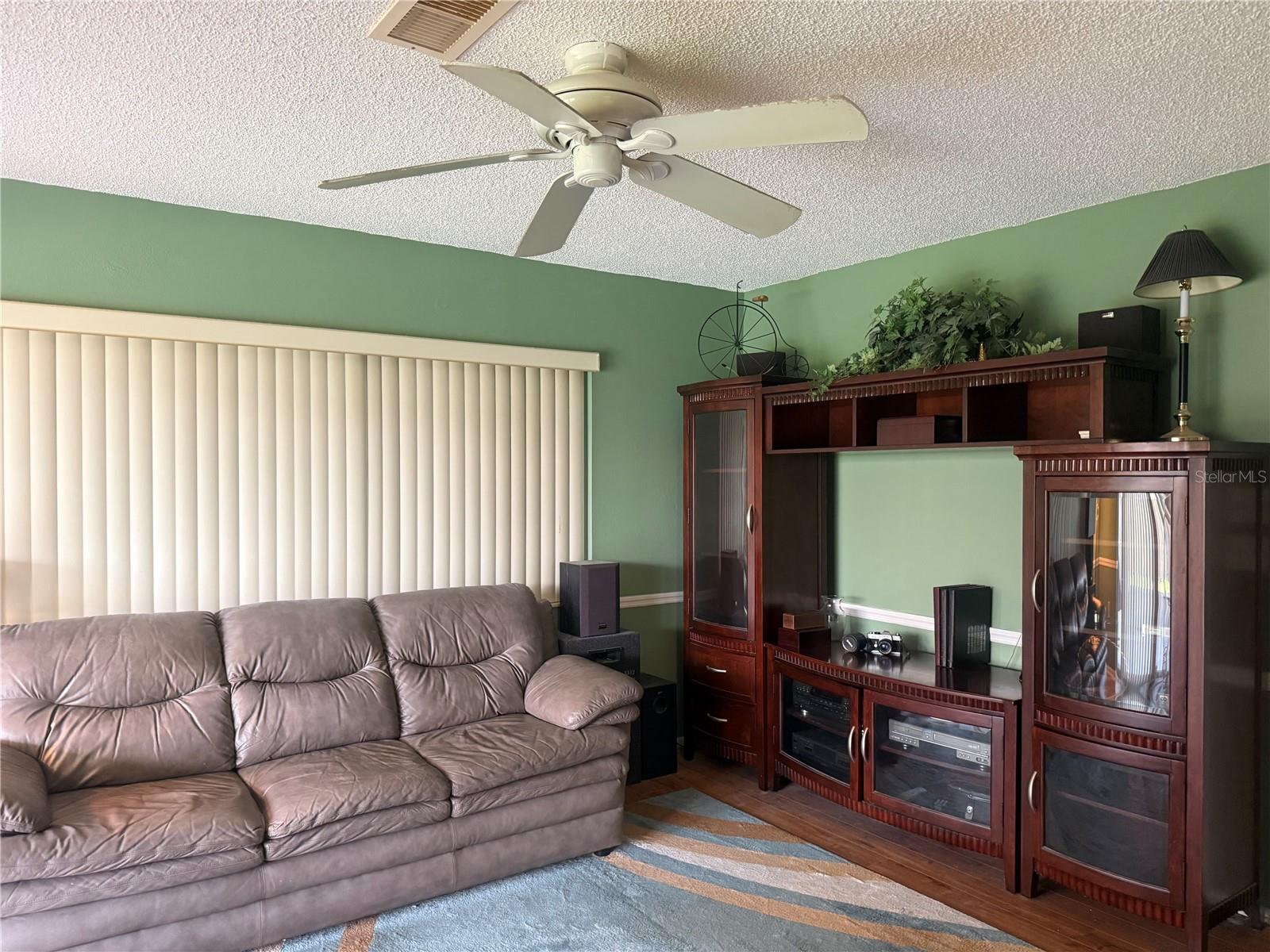 BEACON SQUARE - Residential