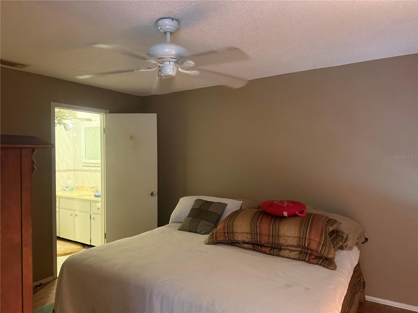 BEACON SQUARE - Residential