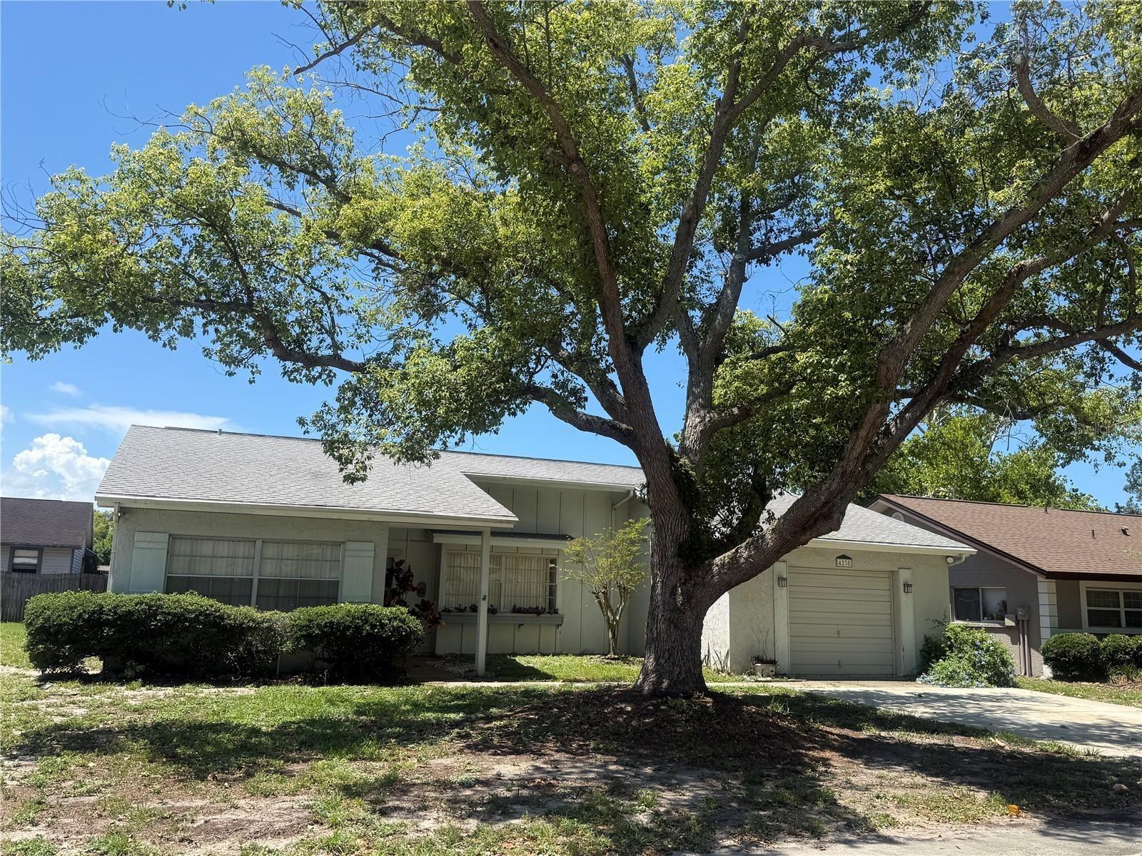 BEACON SQUARE - Residential