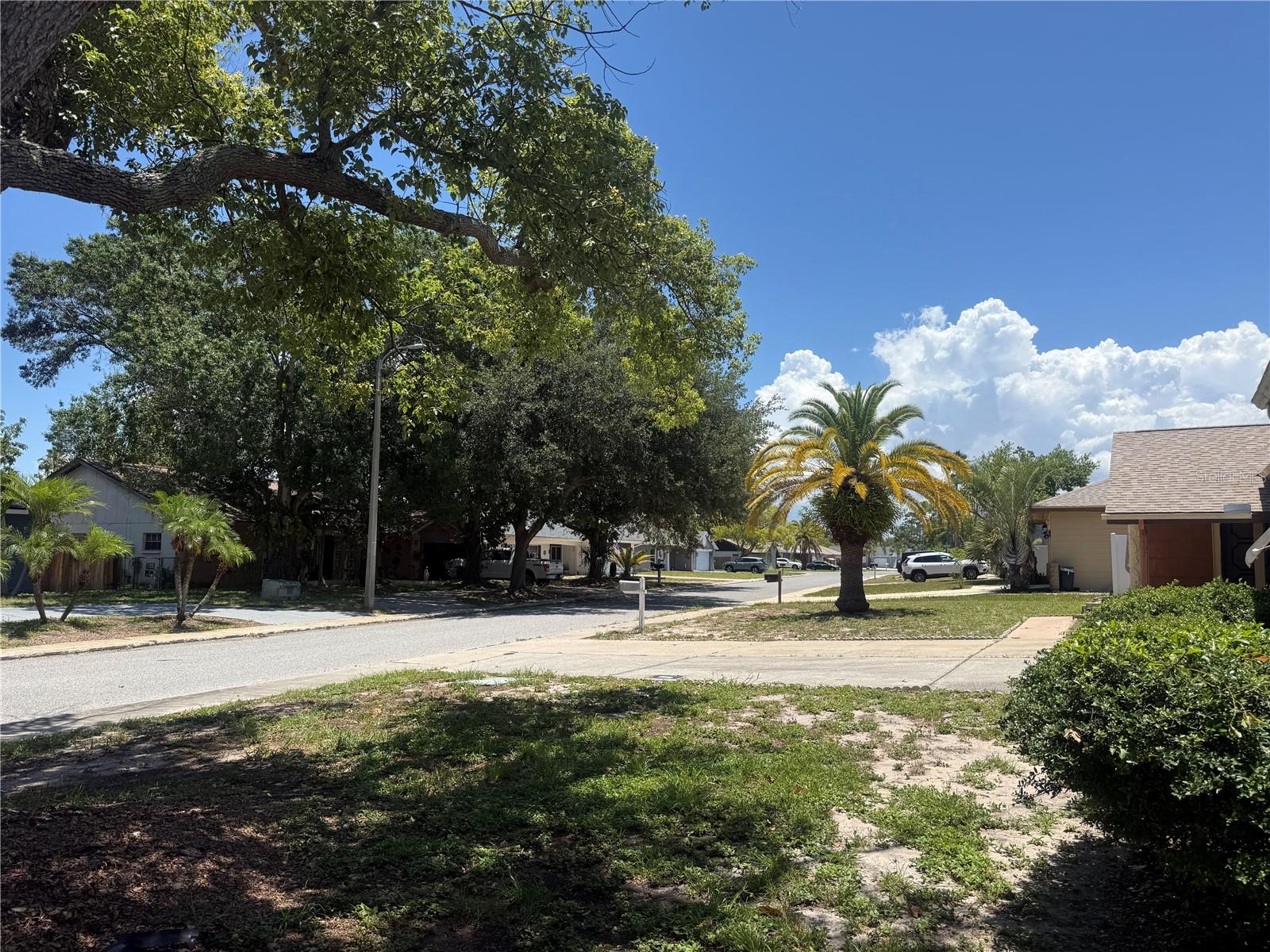 BEACON SQUARE - Residential