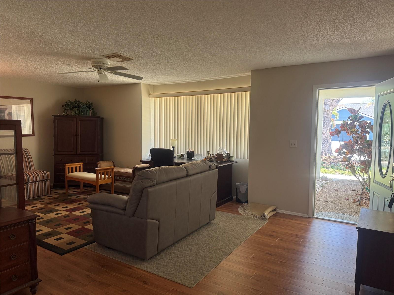 BEACON SQUARE - Residential
