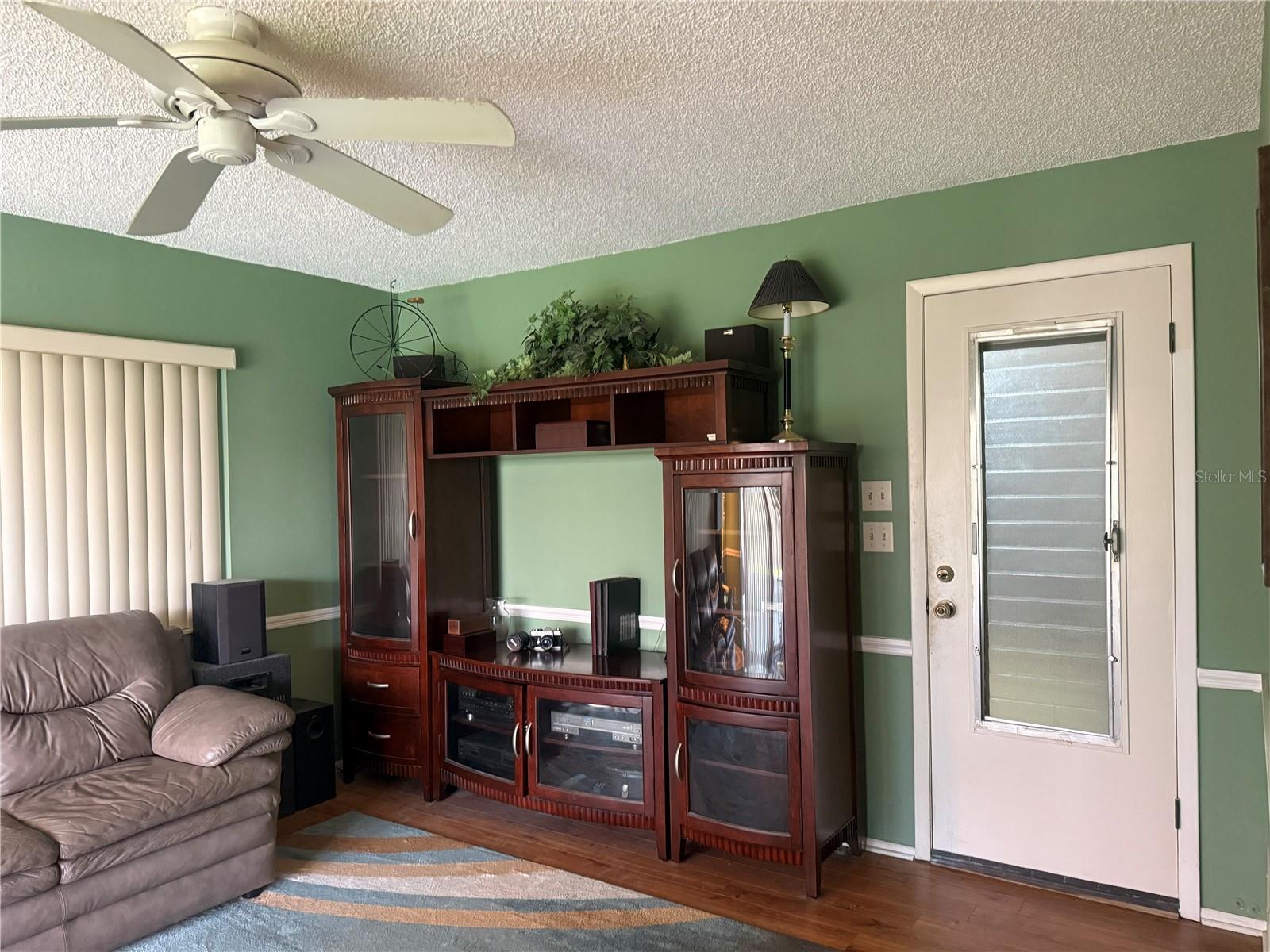 BEACON SQUARE - Residential