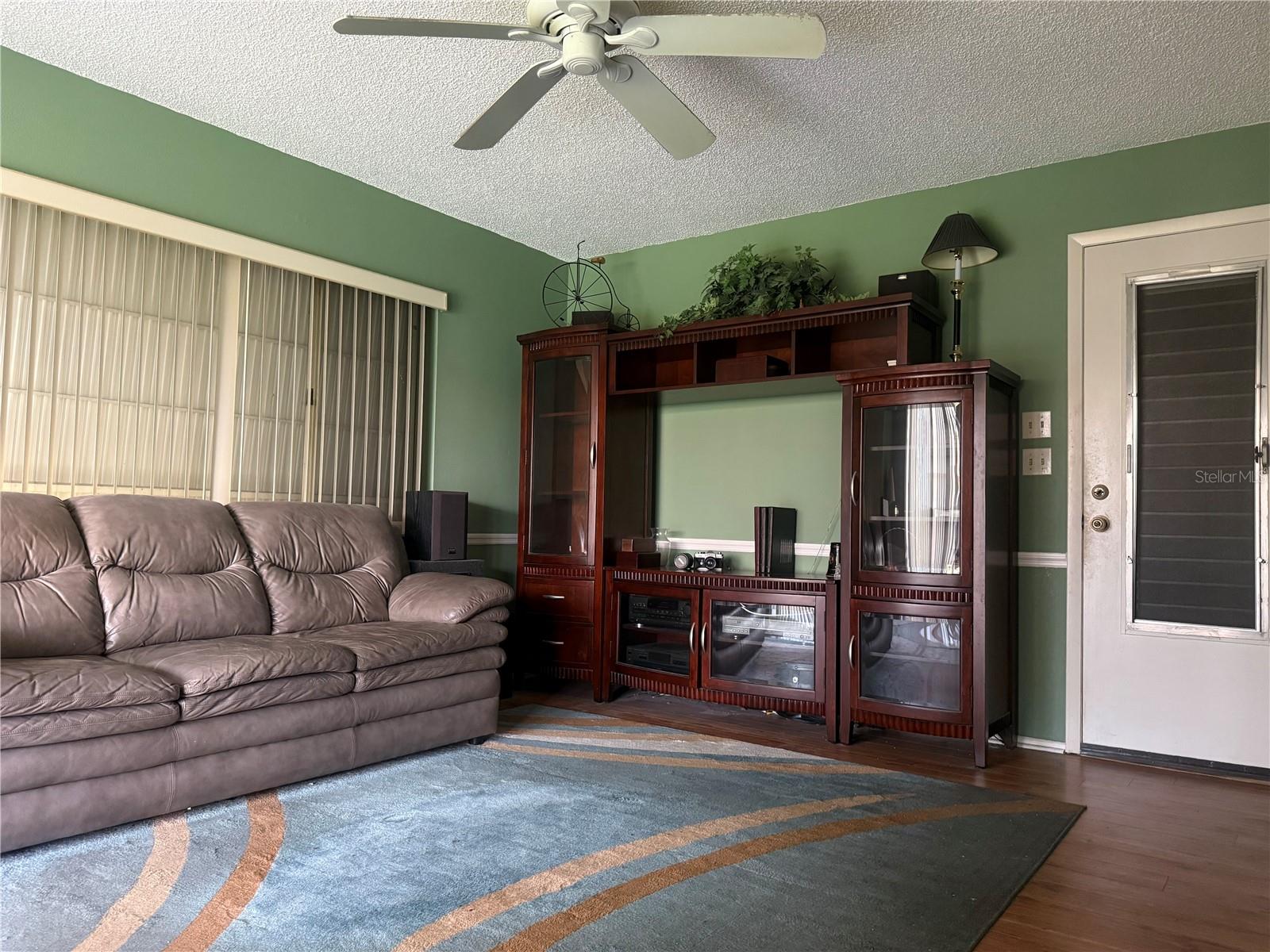 BEACON SQUARE - Residential