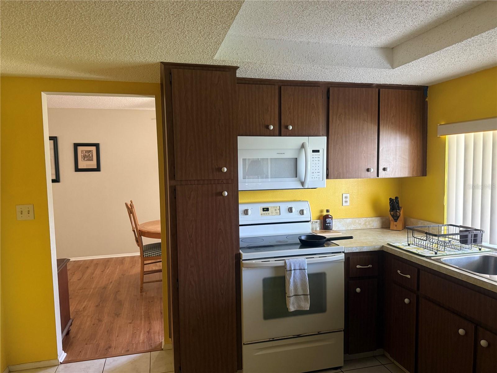 BEACON SQUARE - Residential