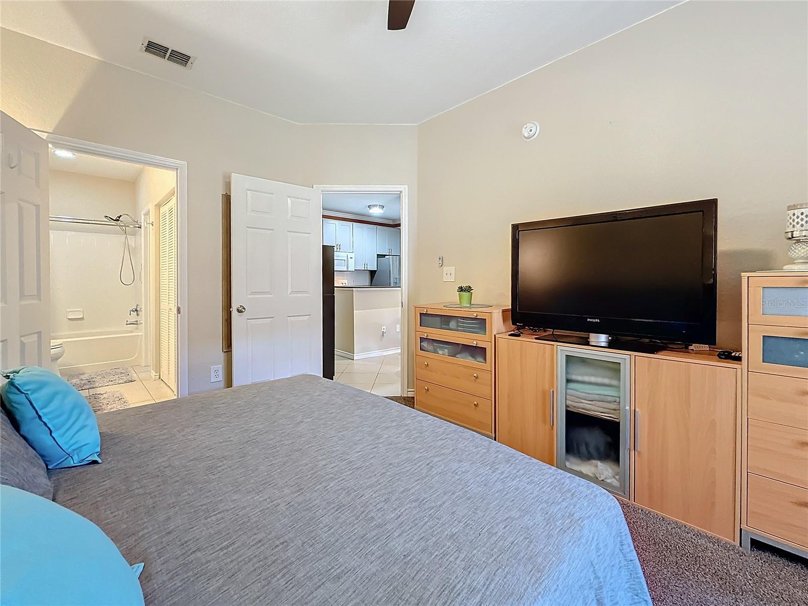 BEACHWALK CONDO - Residential Lease