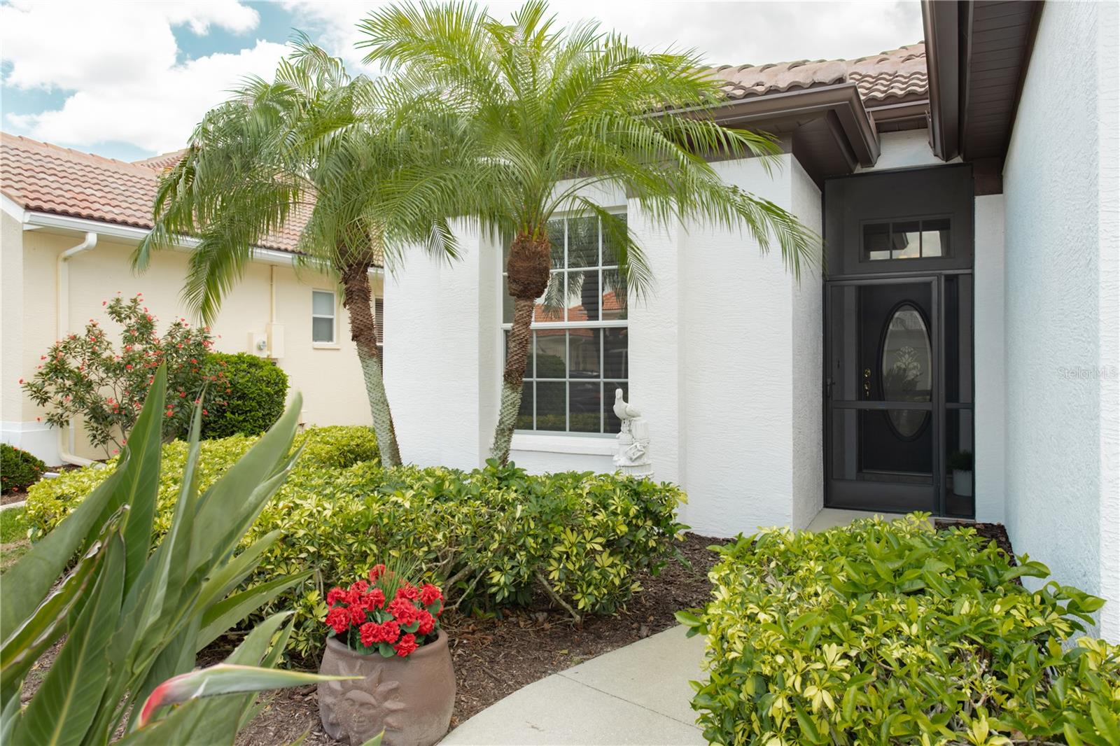 THE LAKES OF JACARANDA - Residential