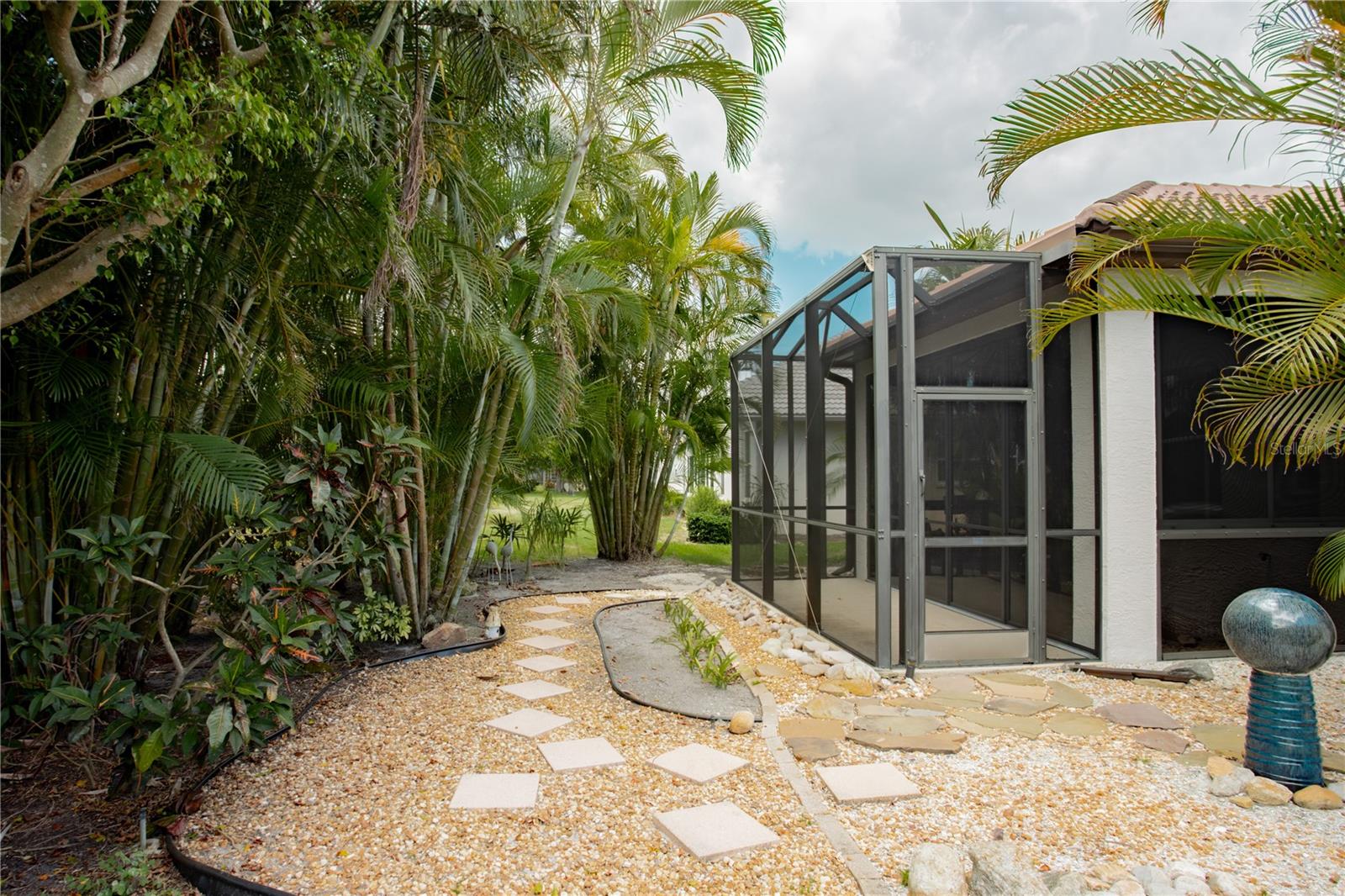 THE LAKES OF JACARANDA - Residential