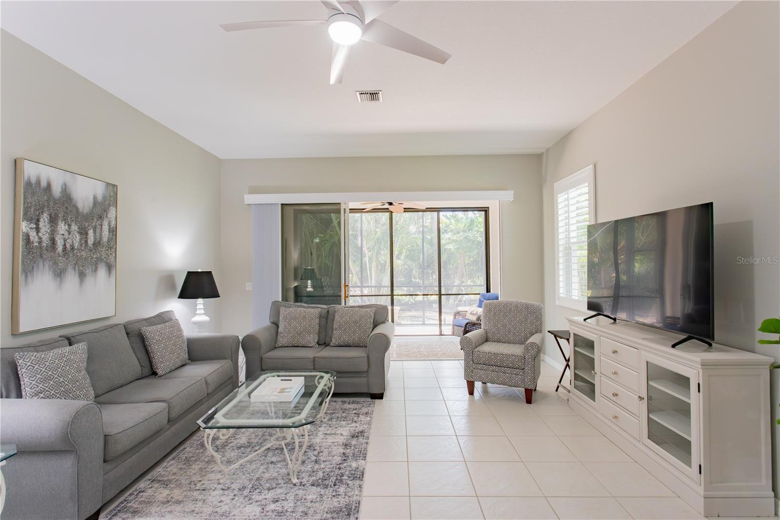 THE LAKES OF JACARANDA - Residential
