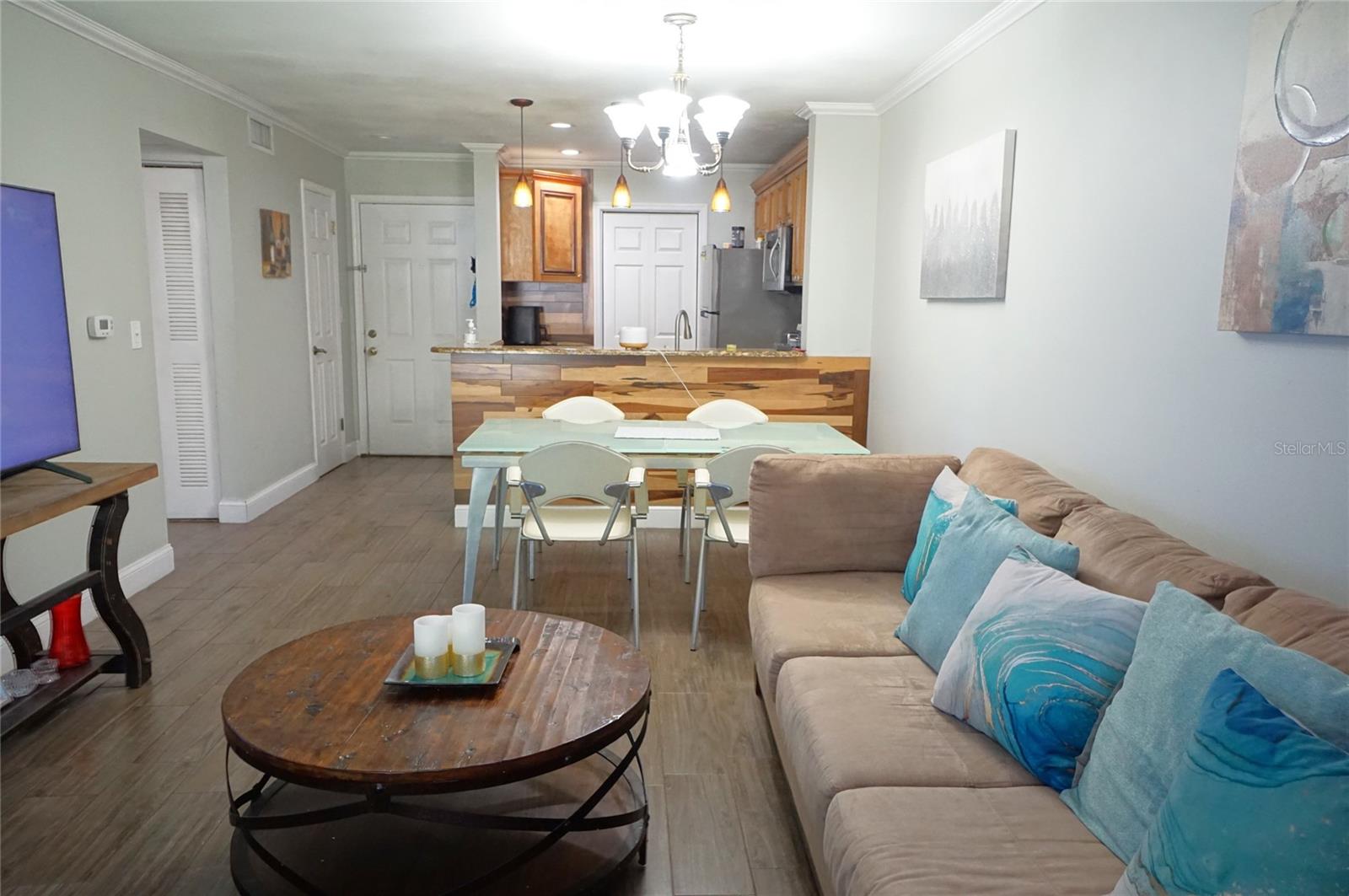 THE LANDINGS OF TAMPA A CONDOM - Residential Lease