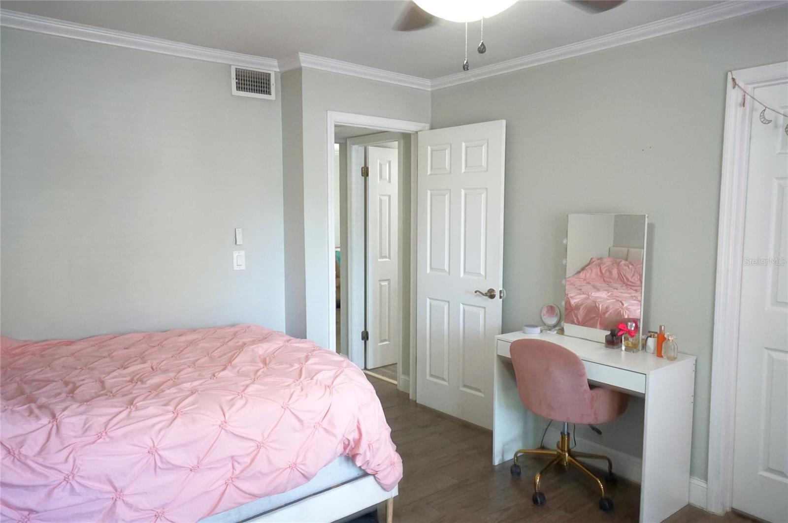 THE LANDINGS OF TAMPA A CONDOM - Residential Lease