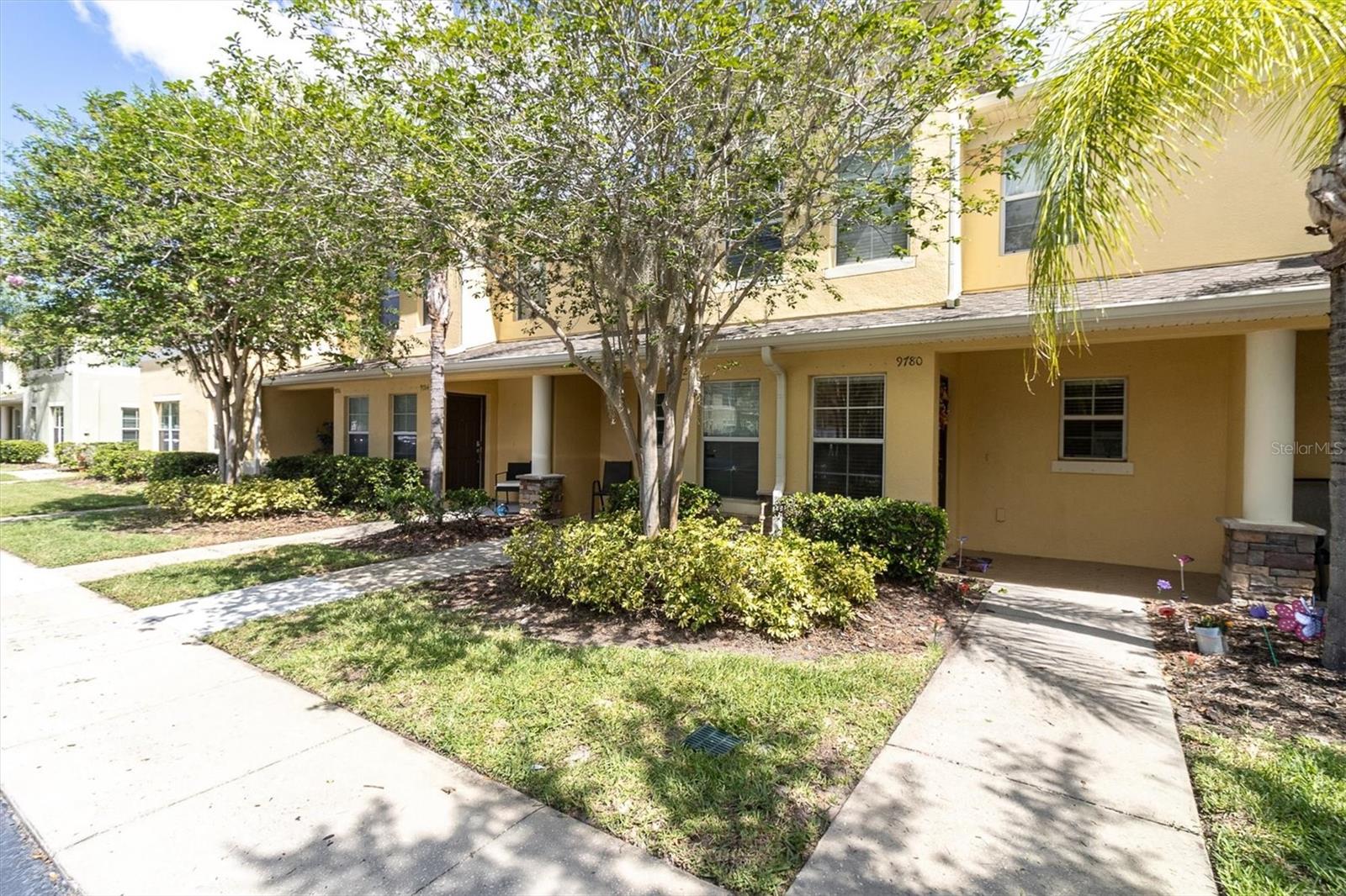 THOUSAND OAKS EAST PH V - Residential