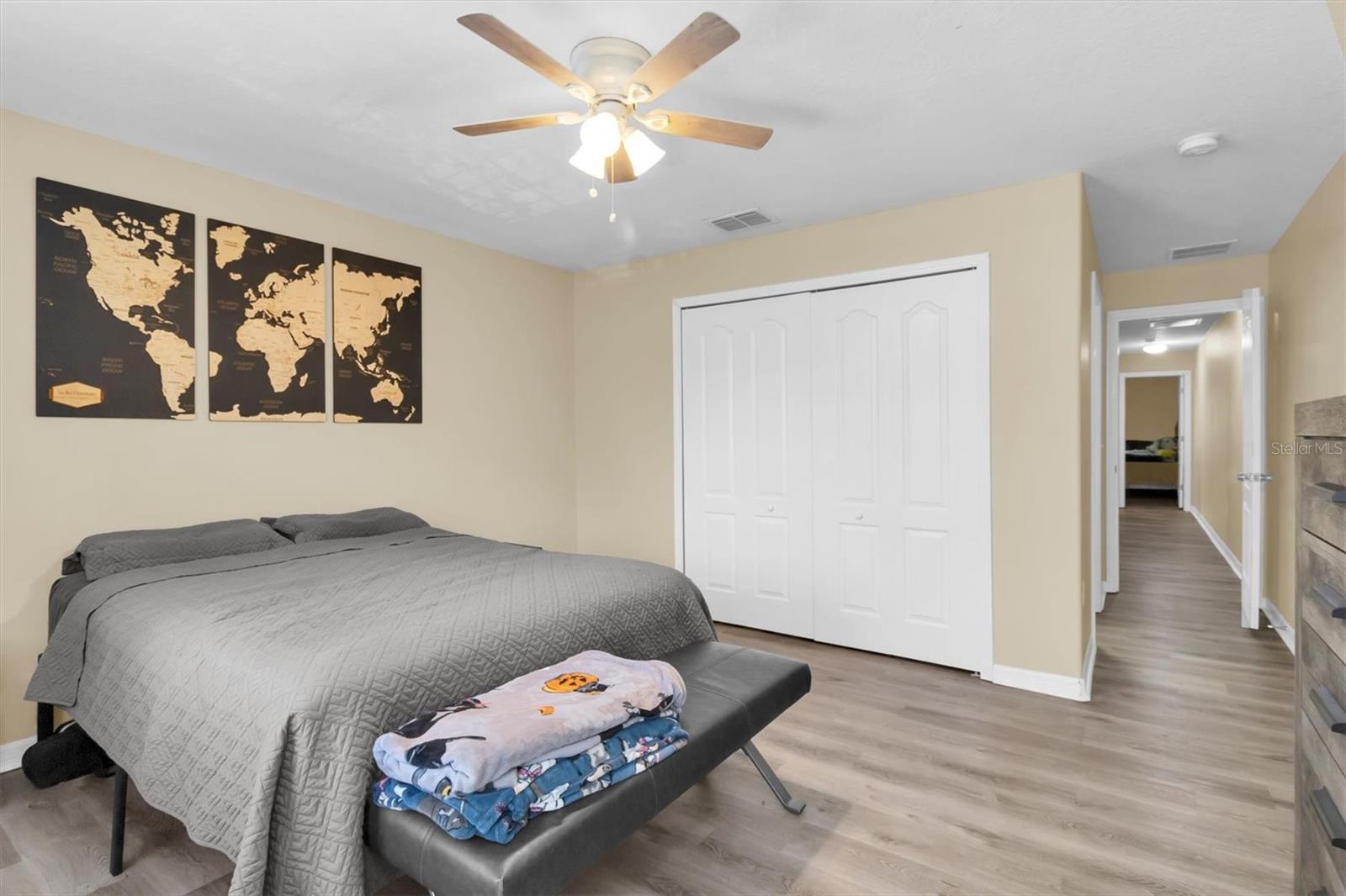 THOUSAND OAKS EAST PH V - Residential