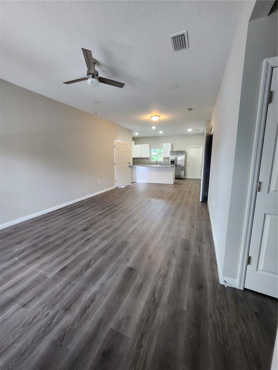 KNOLL PINE - Residential