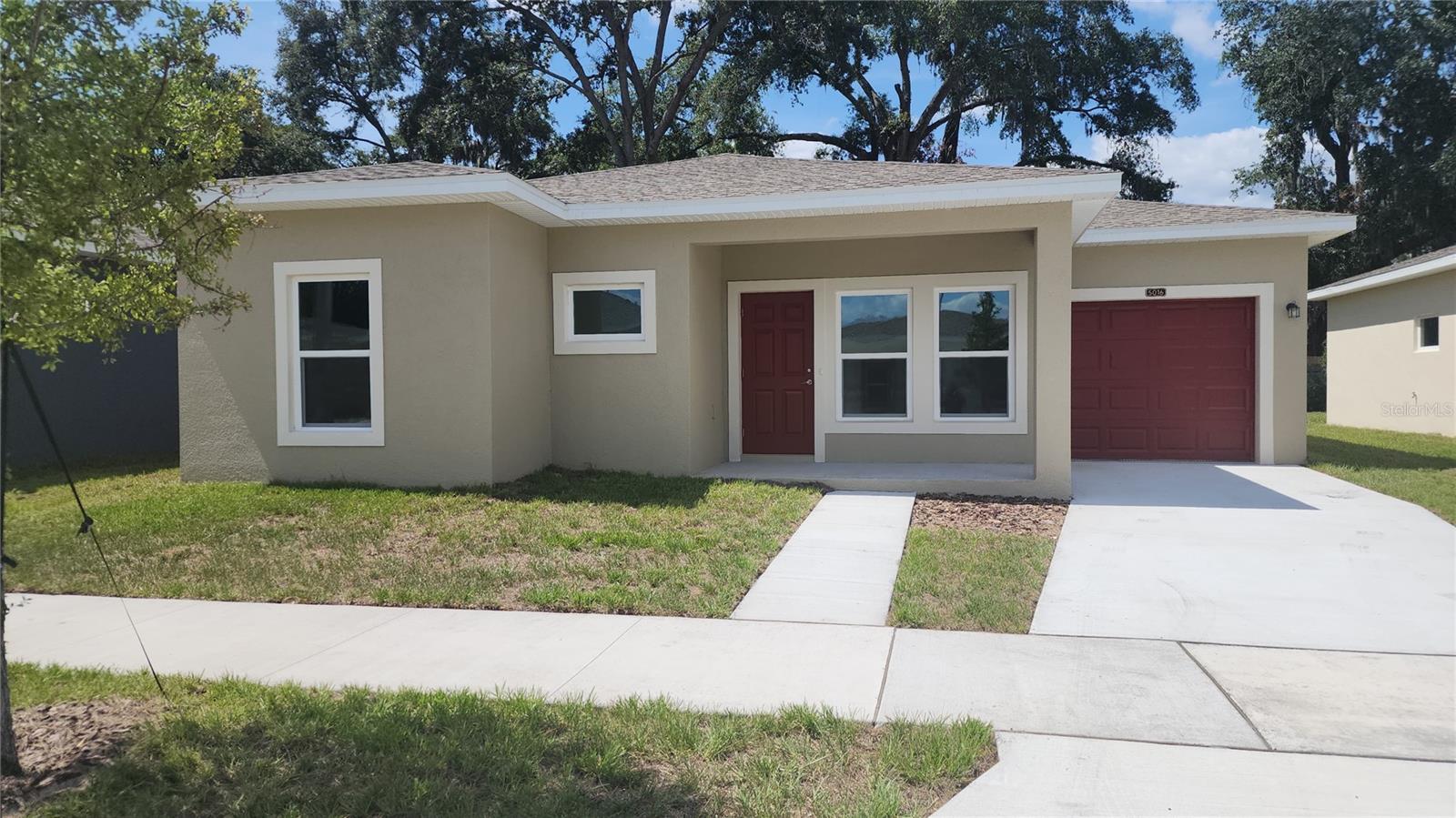 KNOLL PINE - Residential