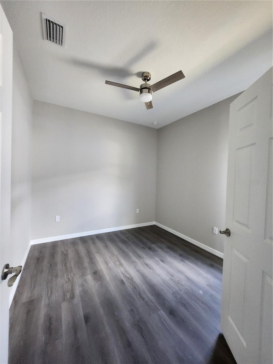 KNOLL PINE - Residential
