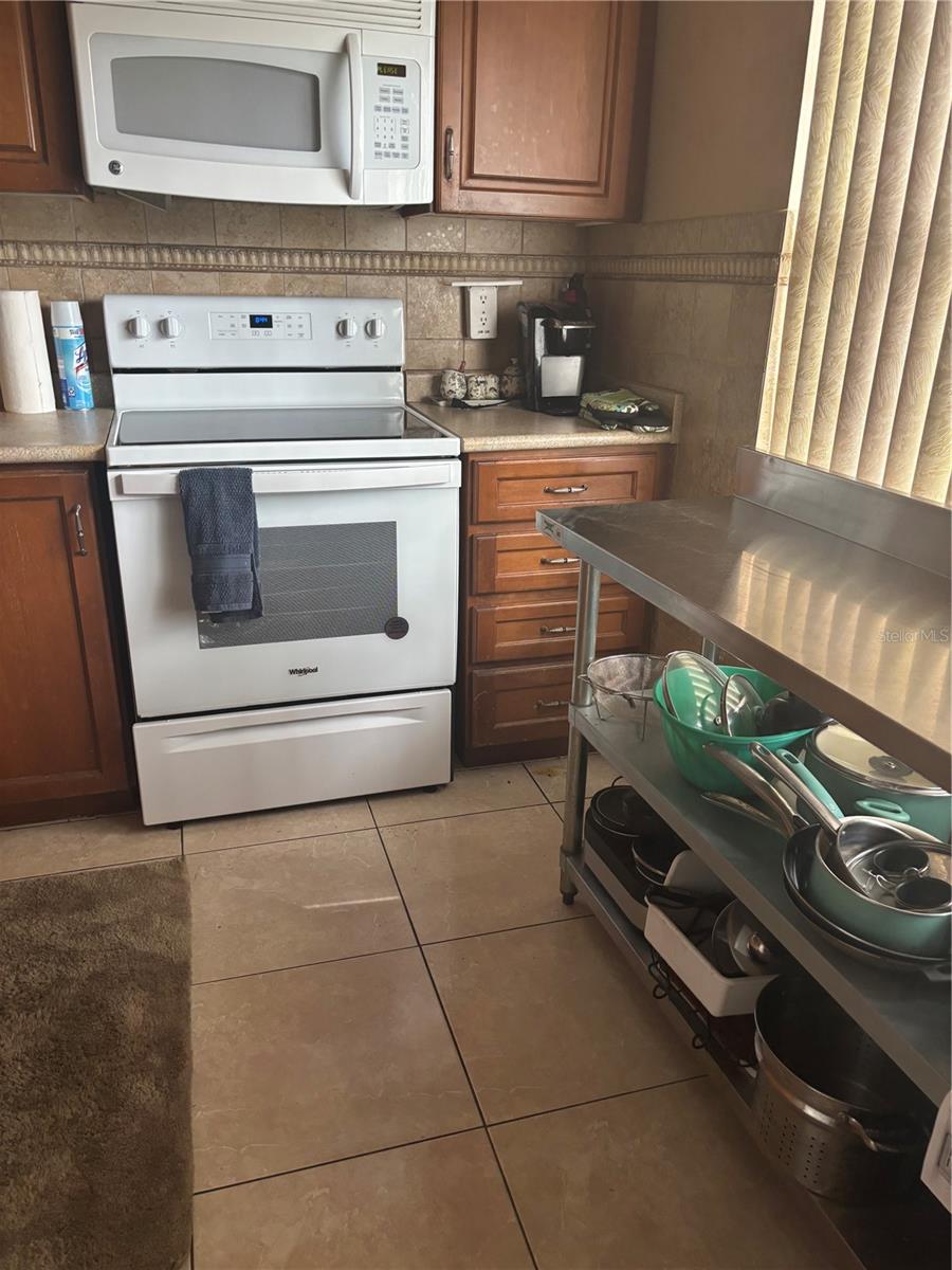IMPERIAL COURT APT - Residential