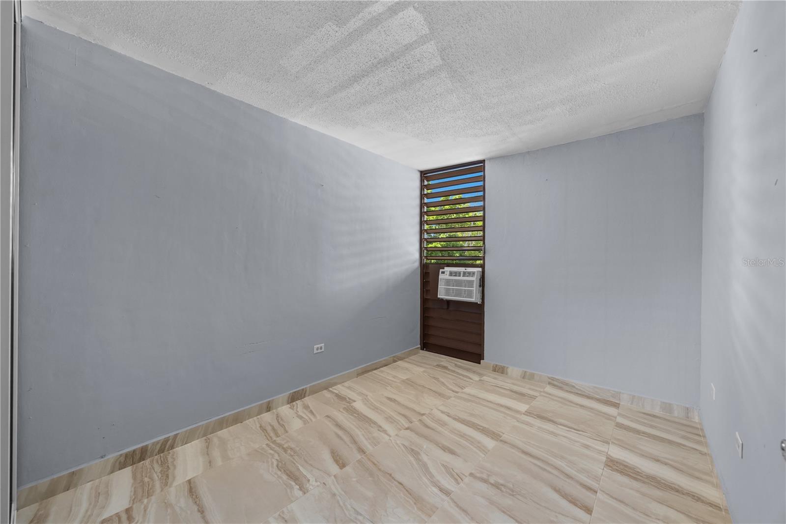 COND. GUARIONEX - Residential