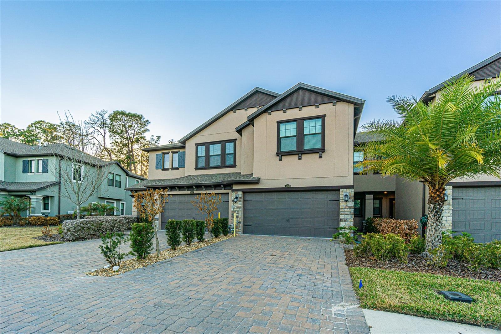 ESTANCIA - Residential