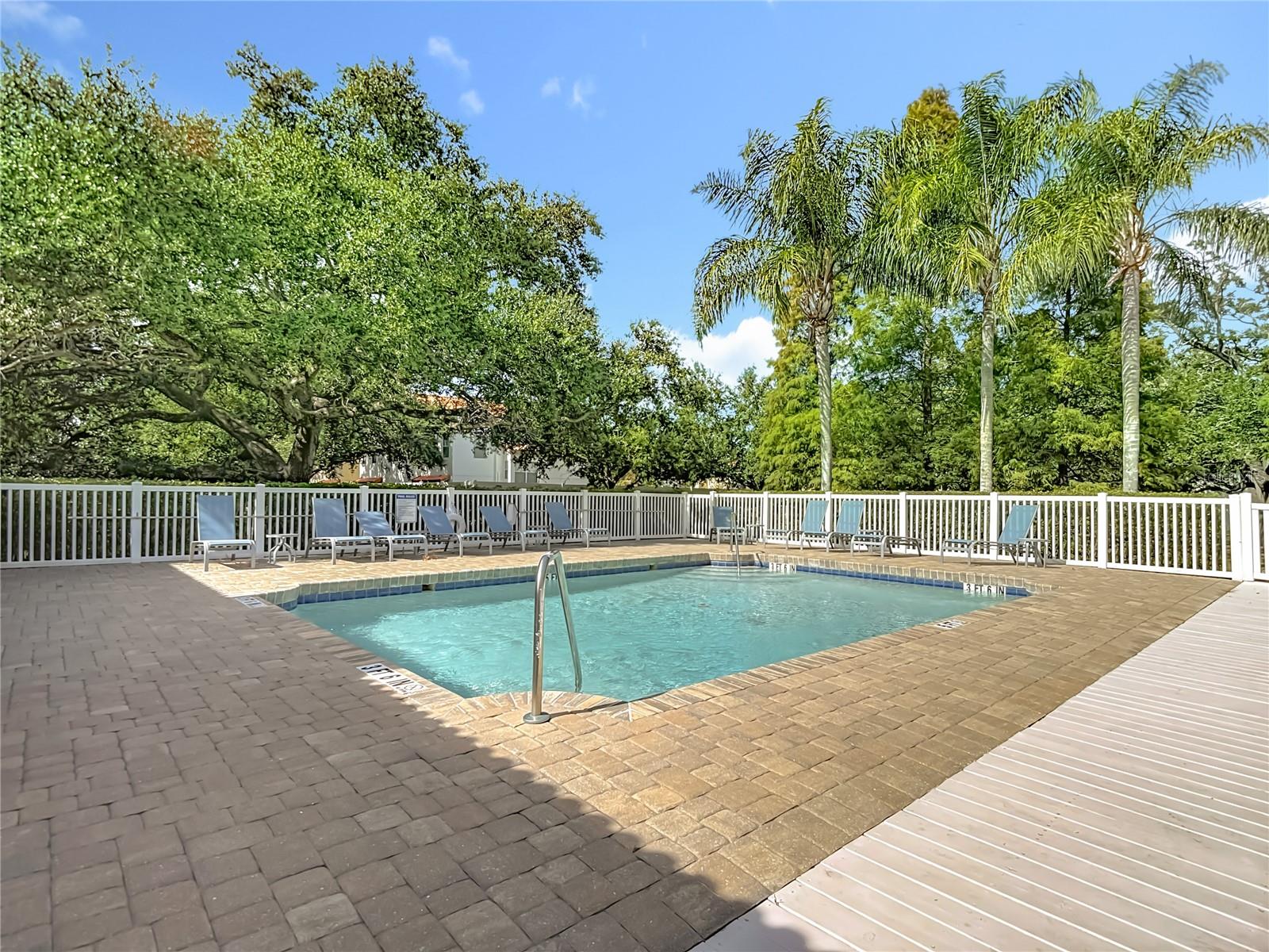 BAYSHORE WEST TWNHMS PH - Residential