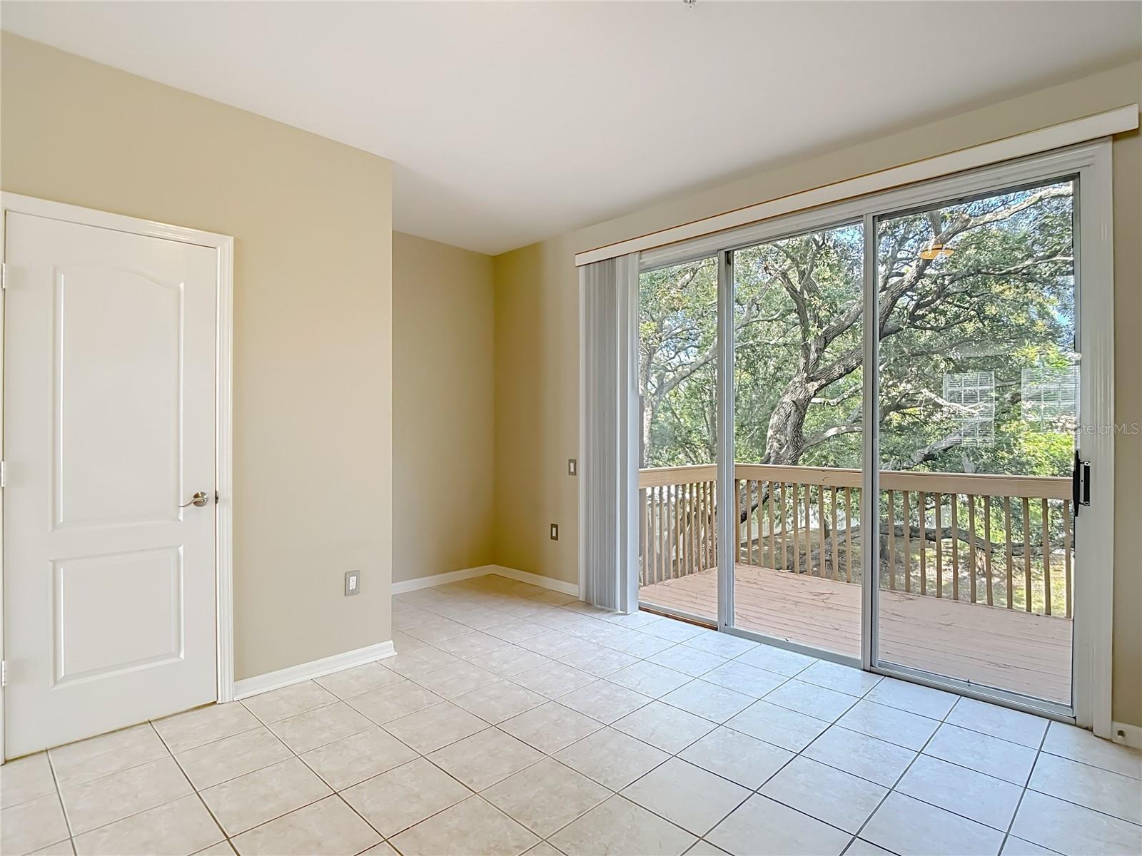 BAYSHORE WEST TWNHMS PH - Residential