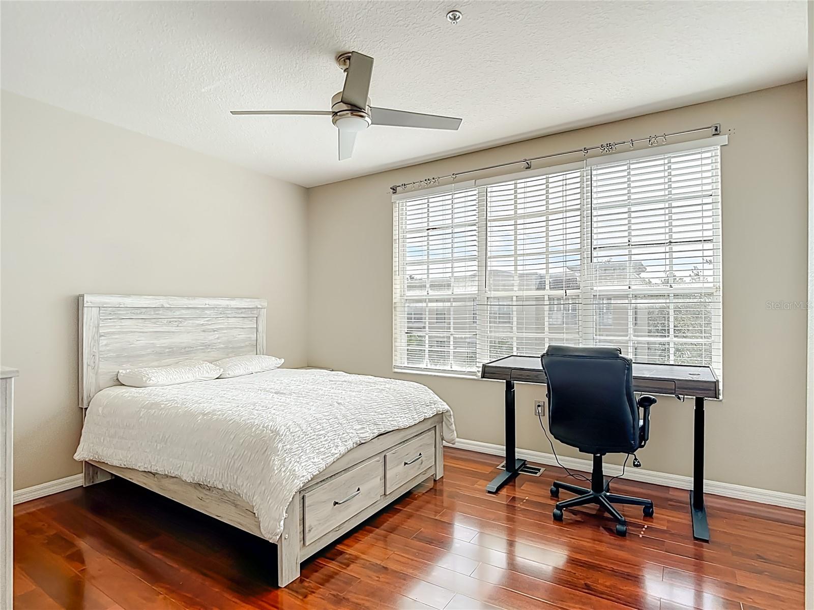 BAYSHORE WEST TWNHMS PH - Residential