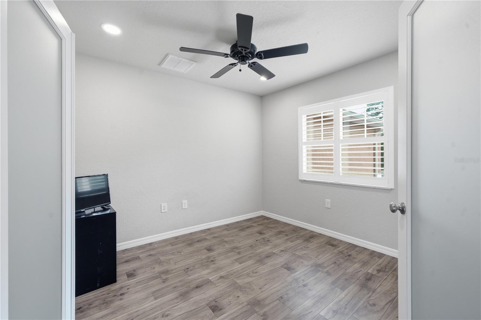 EARL R NELSON INC #12 & 13 - Residential