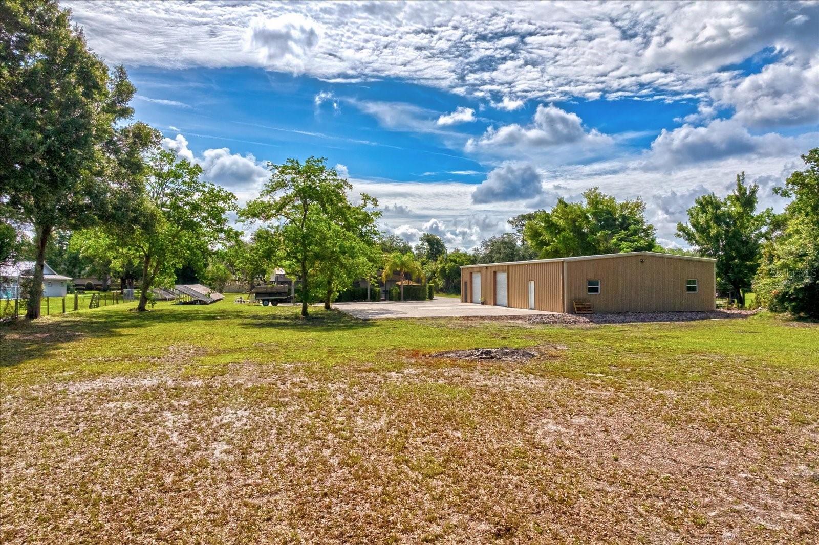 MCNEILS ORANGE VILLA - Residential