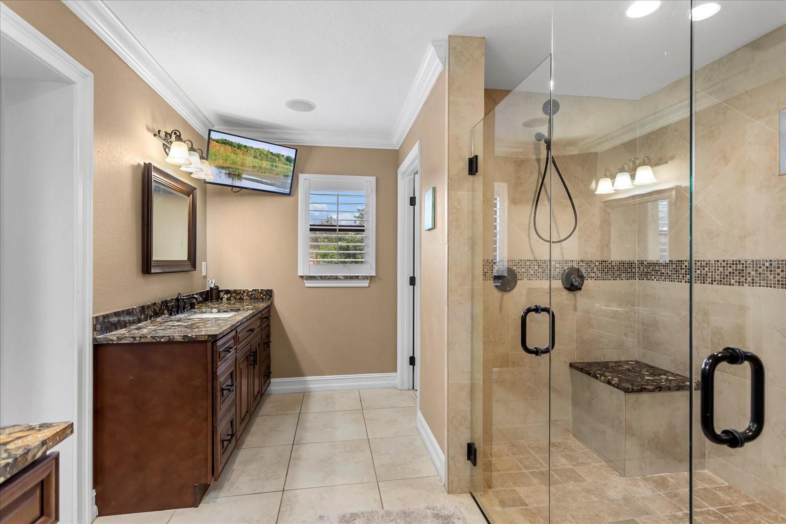 MCNEILS ORANGE VILLA - Residential