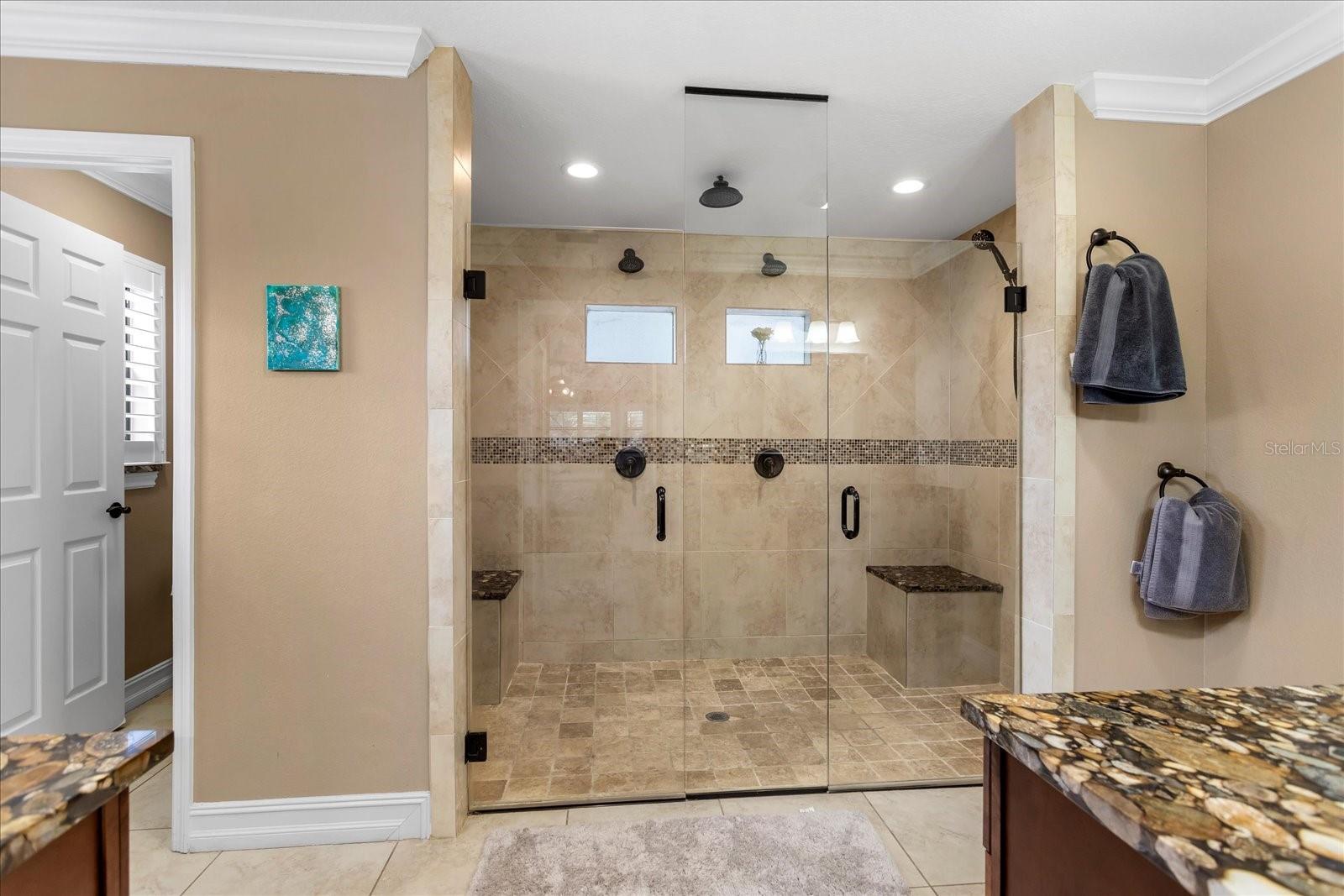 MCNEILS ORANGE VILLA - Residential