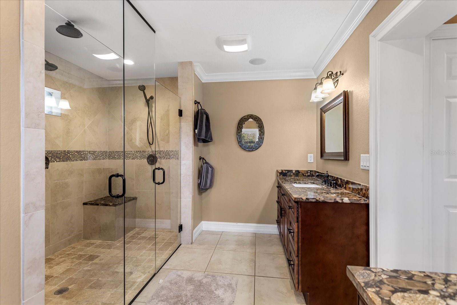 MCNEILS ORANGE VILLA - Residential