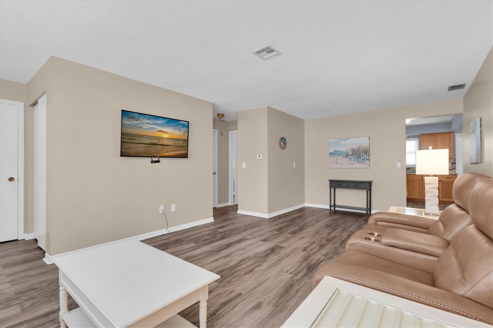 VENDOME VILLAGE - Residential