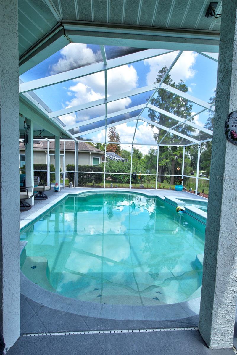 LAKE BERNADETTE - Residential