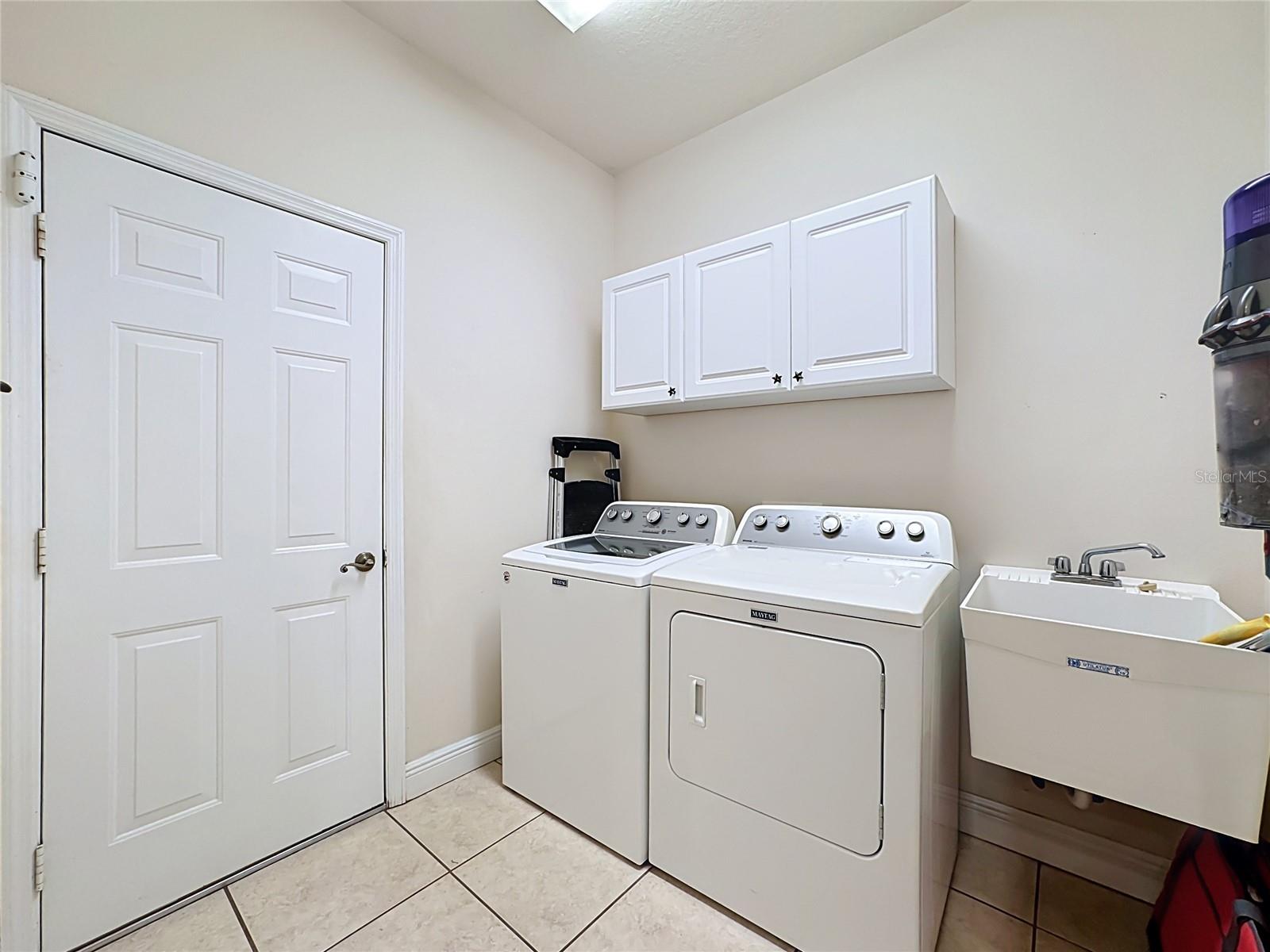 SHADOW RUN UNIT 2 - Residential
