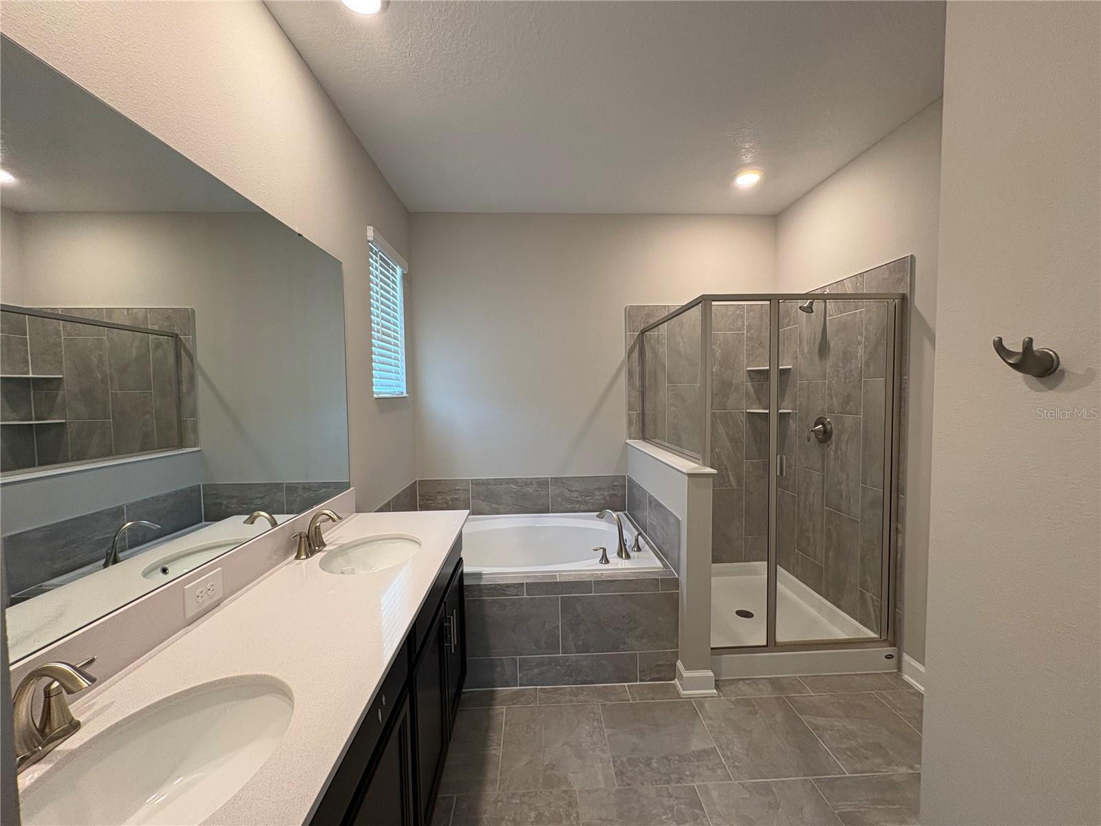 CAMDEN PK/PROVIDENCE PH 4 - Residential