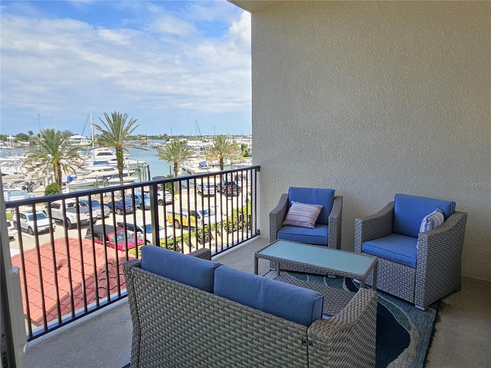 PORTO VISTA C - Residential Lease