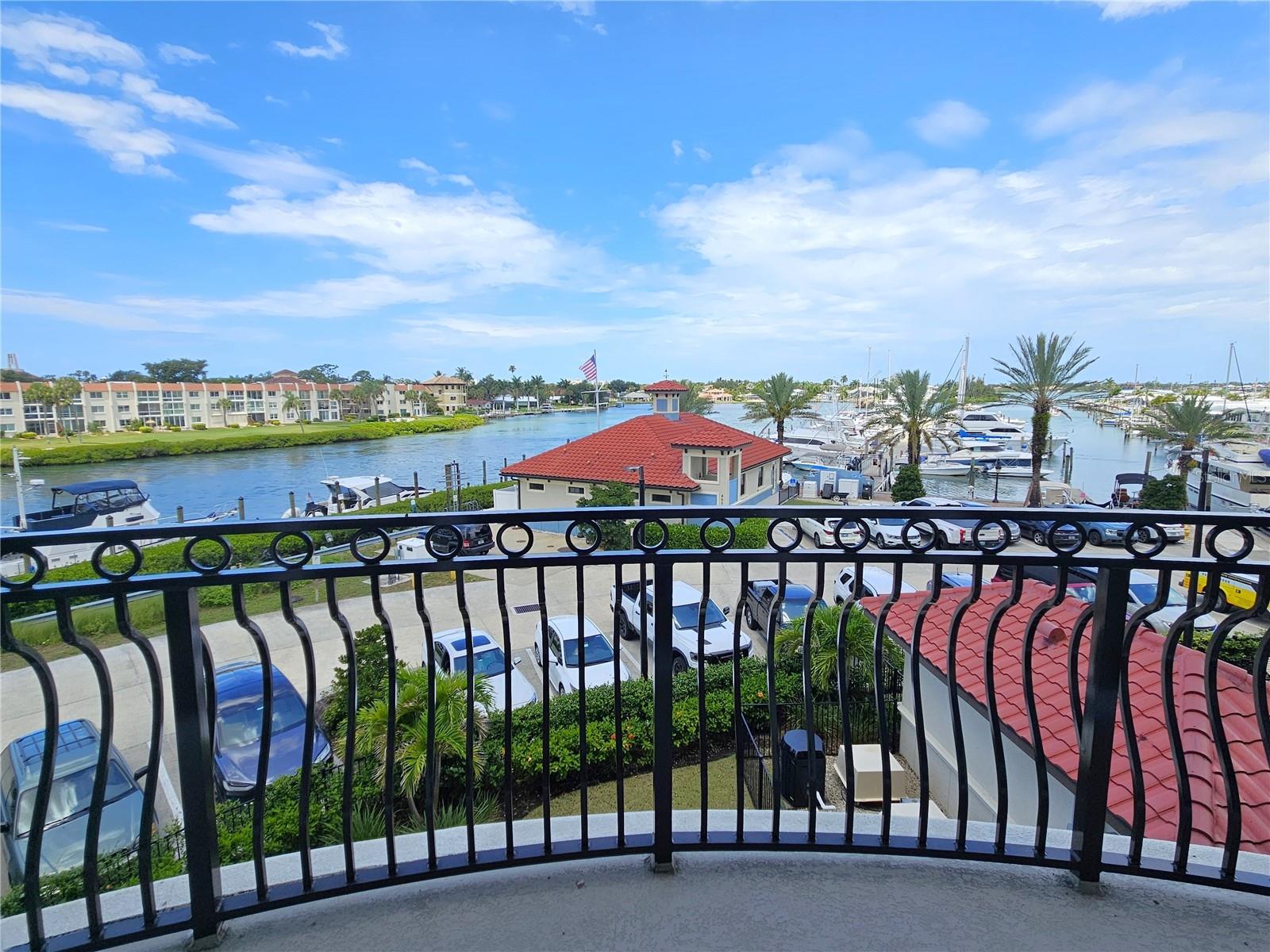 PORTO VISTA C - Residential Lease