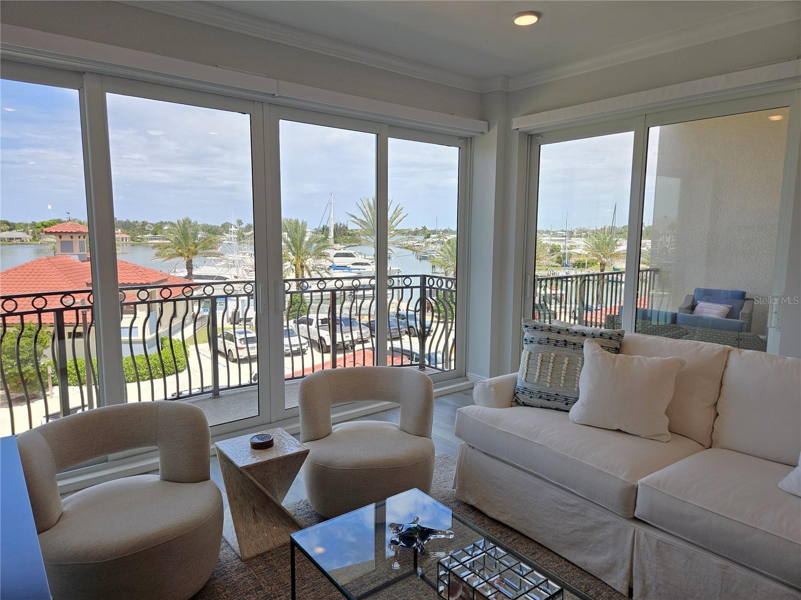 PORTO VISTA C - Residential Lease