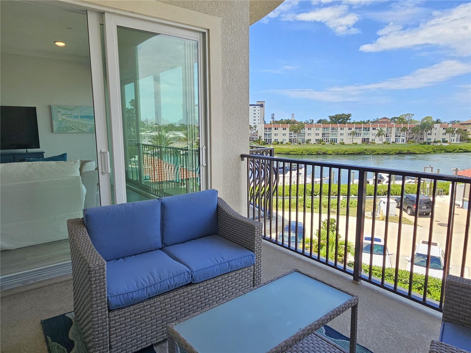 PORTO VISTA C - Residential Lease