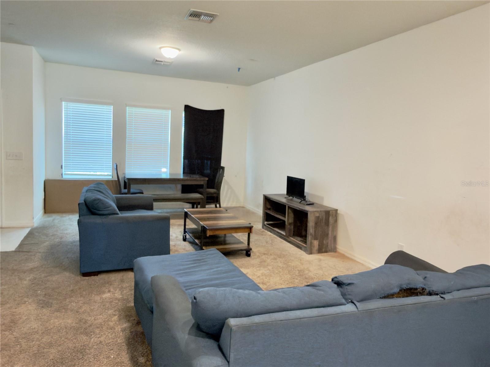 BAY LAKE PRESERVE - Residential