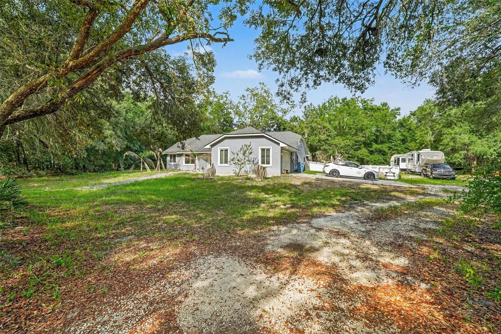 RIDGE MNR EST UN 2 - Residential