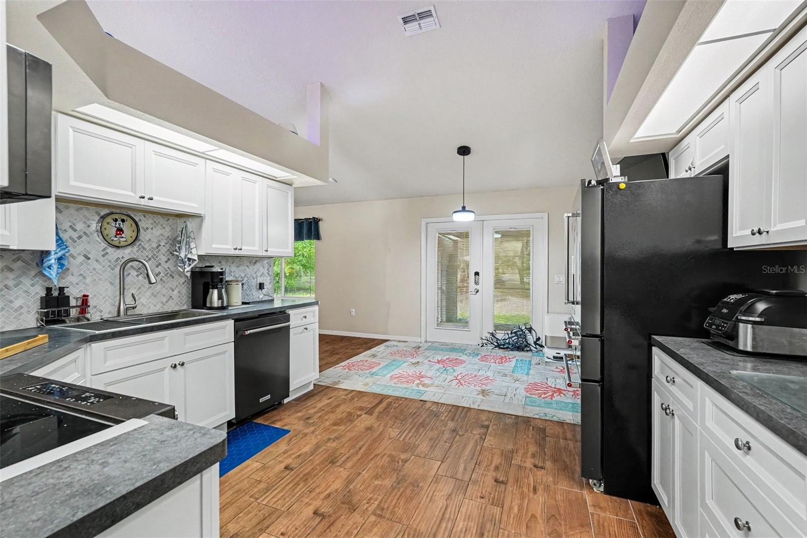RIDGE MNR EST UN 2 - Residential