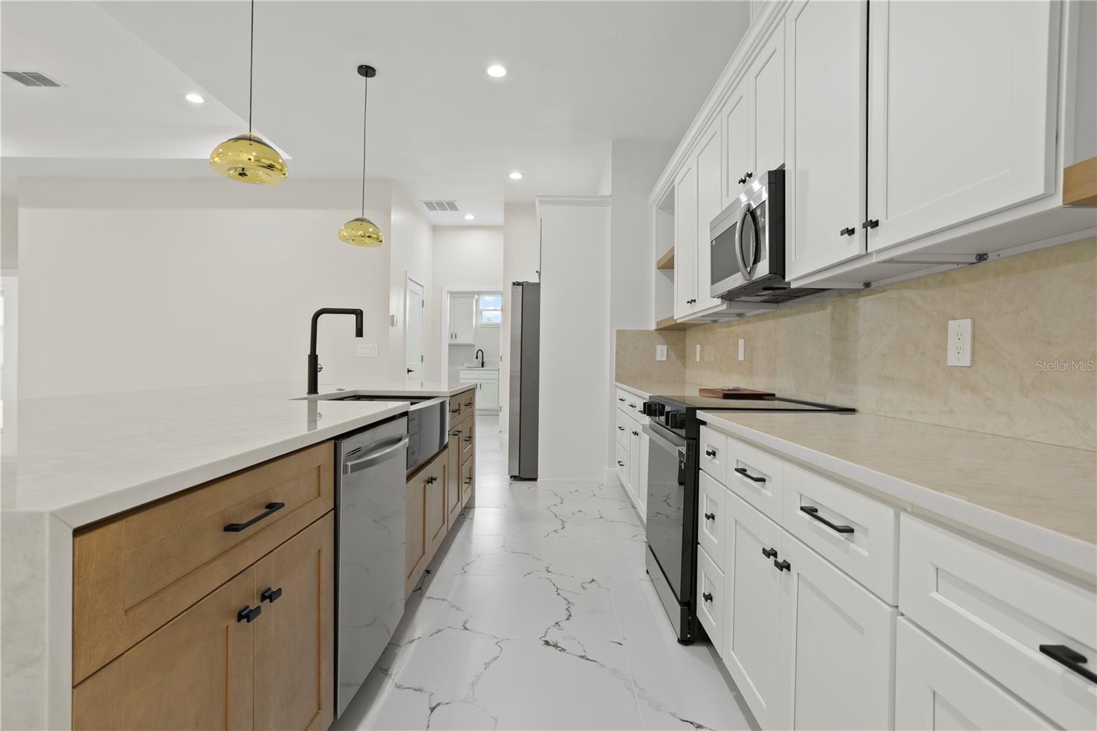 ROYAL TRAILS UNIT 01 - Residential