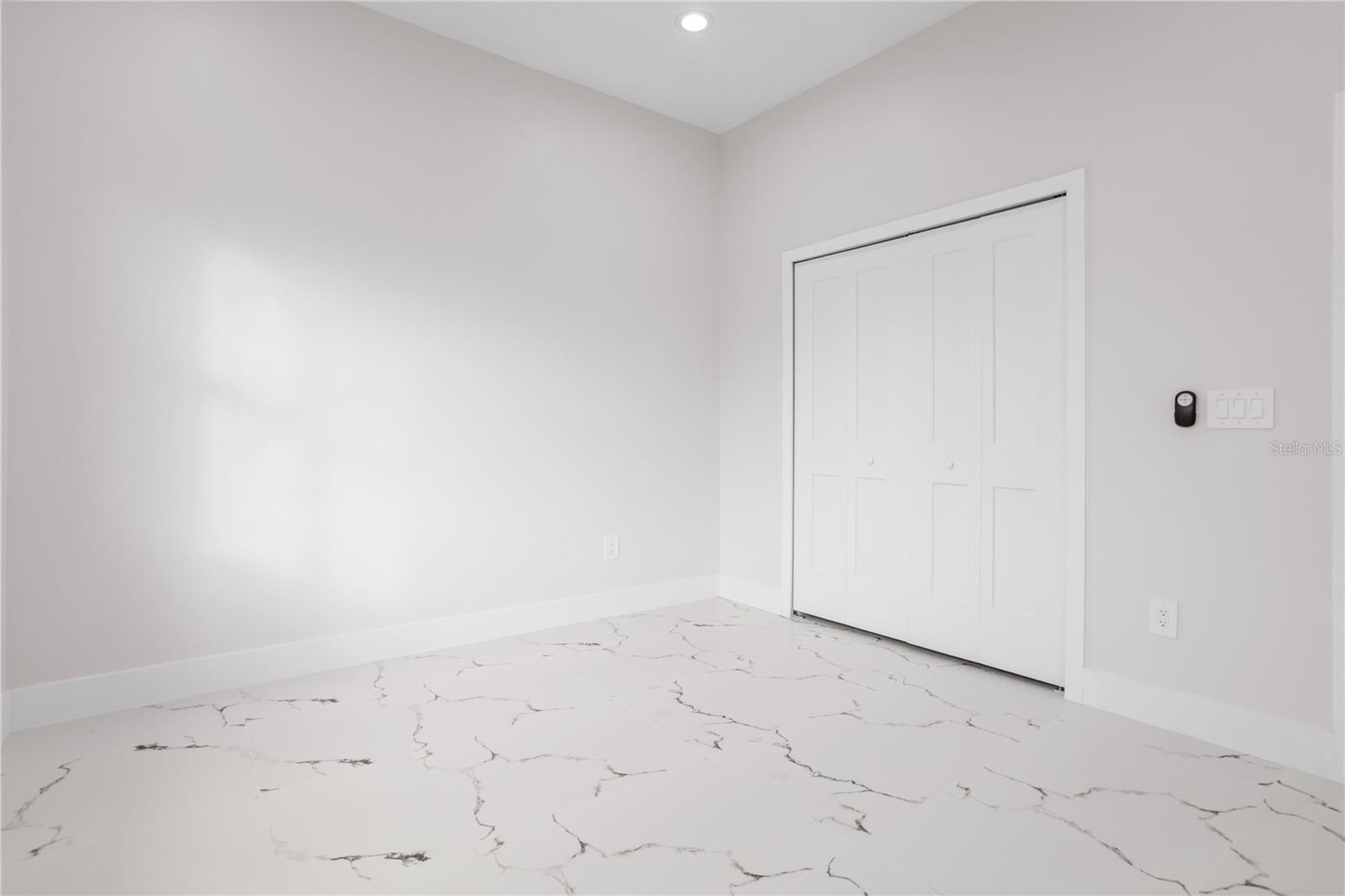 ROYAL TRAILS UNIT 01 - Residential