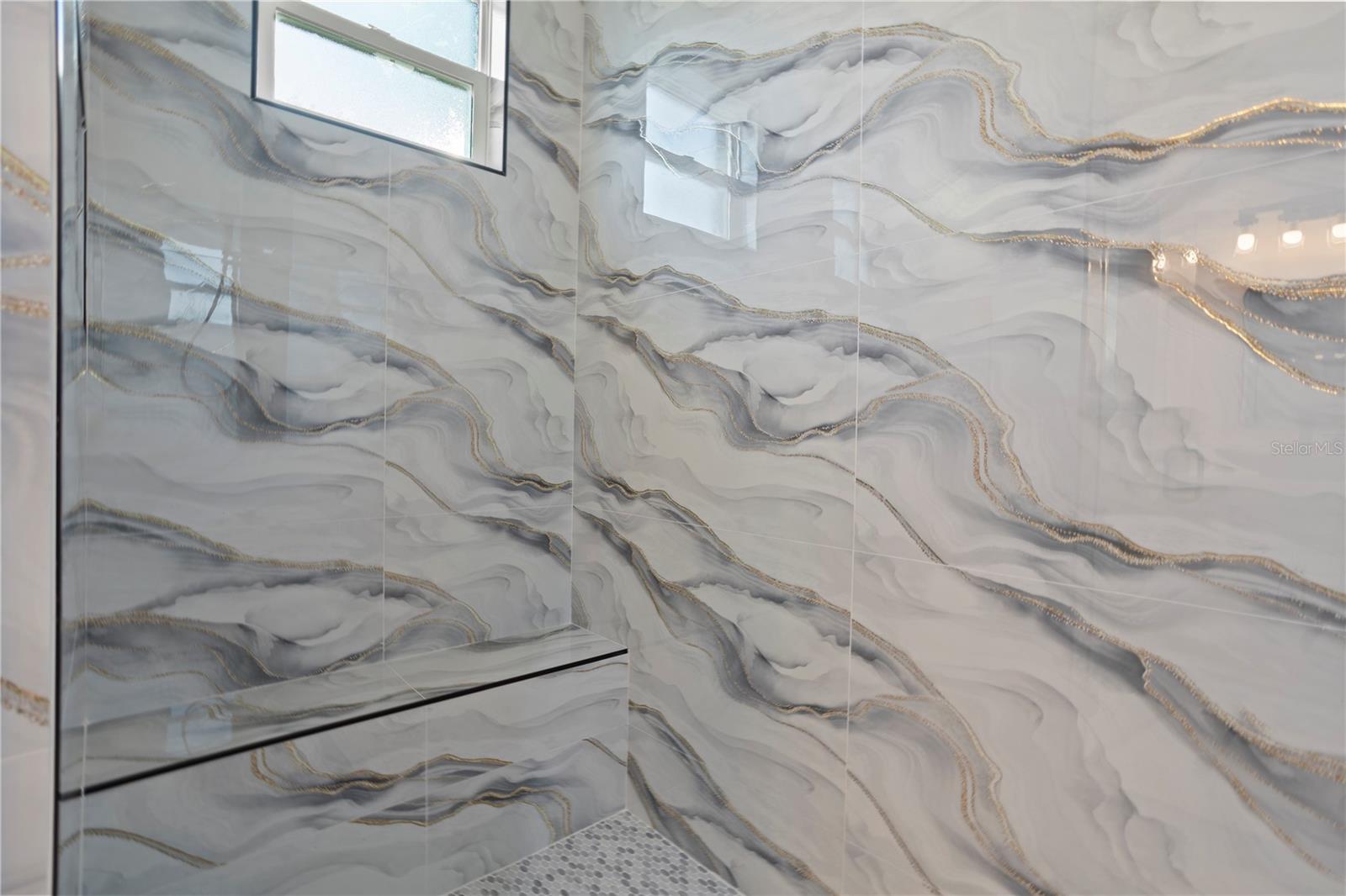 ROYAL TRAILS UNIT 01 - Residential