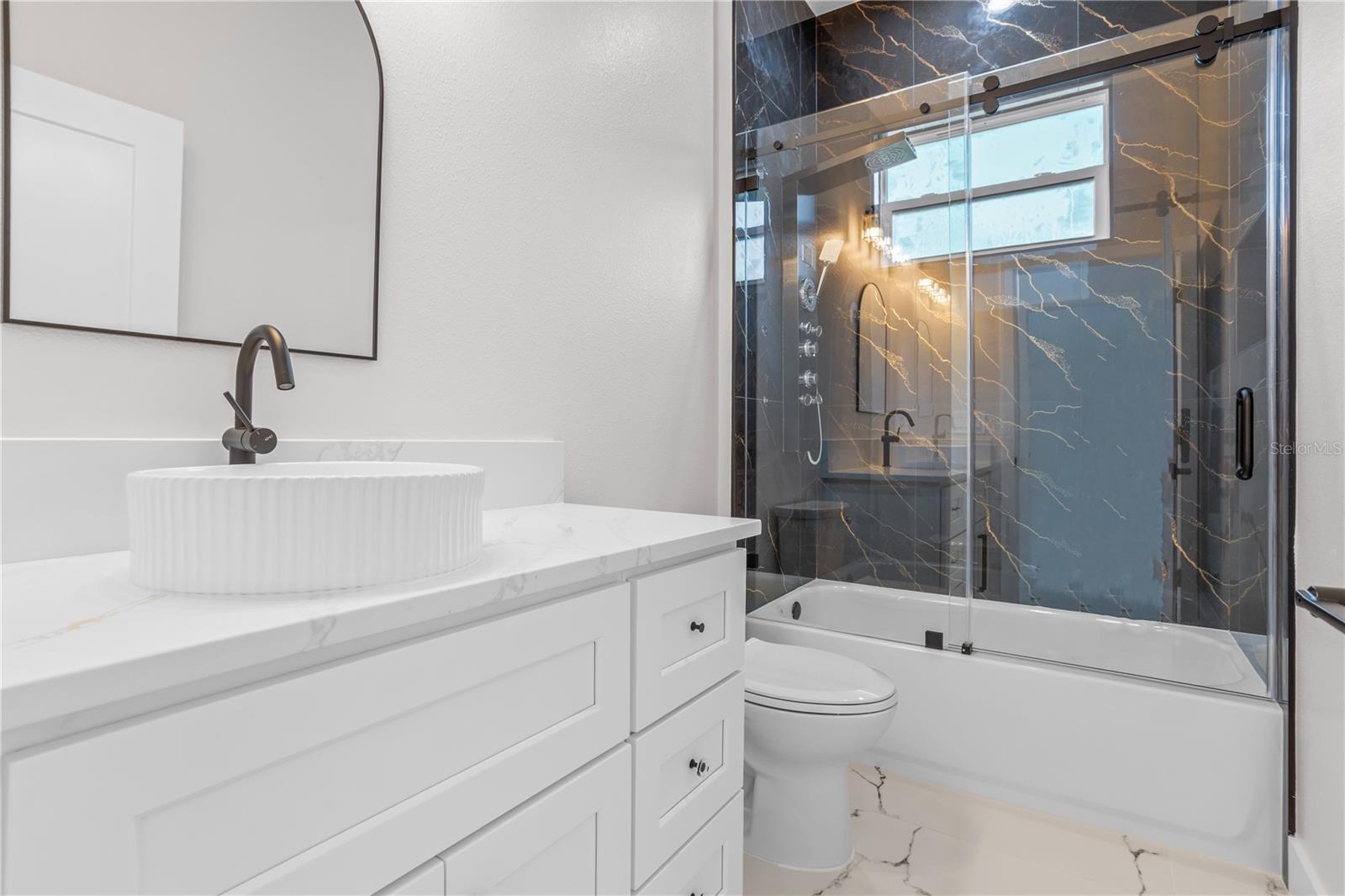 ROYAL TRAILS UNIT 01 - Residential